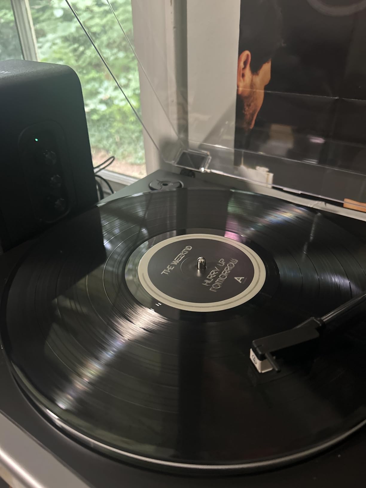 Audio-Technica At-LP60X-GM Fully Automatic Belt-Drive Stereo Turntable, Gunmetal/Black, Hi-Fidelity, Plays 33 -1/3 and 45 RPM Vinyl Records, Dust Cover, Anti-Resonance, Die-Cast Aluminum Platter - Customer Photo 1