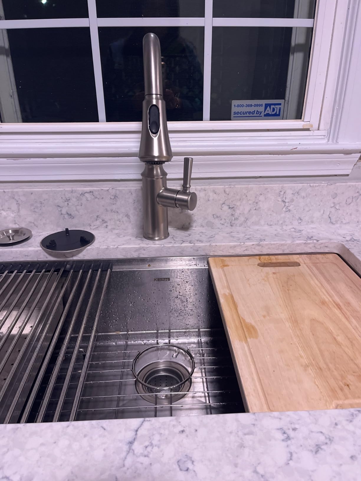 Moen 87801SRS Conneaut One Handle Pulldown Kitchen Sink Faucet with Reflex Docking and Power Clean, Spot Resist Stainless Customer Review Moen 87801SRS Conneaut One Handle Pulldown Kitchen Sink Faucet with Reflex Docking and Power Clean, Spot Resist Stainless - Customer Photo 1