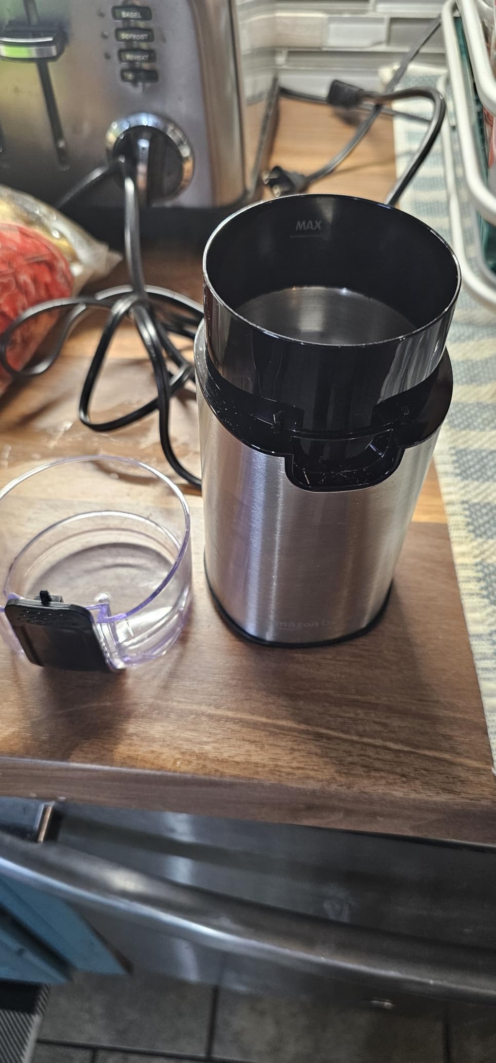 Amazon Basics Electric Coffee Grinder, Coffee Bean and Spice Grinder, With Heavy-Duty Stainless Steel Grind Blades Customer Review Amazon Basics Electric Coffee Grinder, Coffee Bean and Spice Grinder, With Heavy-Duty Stainless Steel Grind Blades - Customer Photo 2