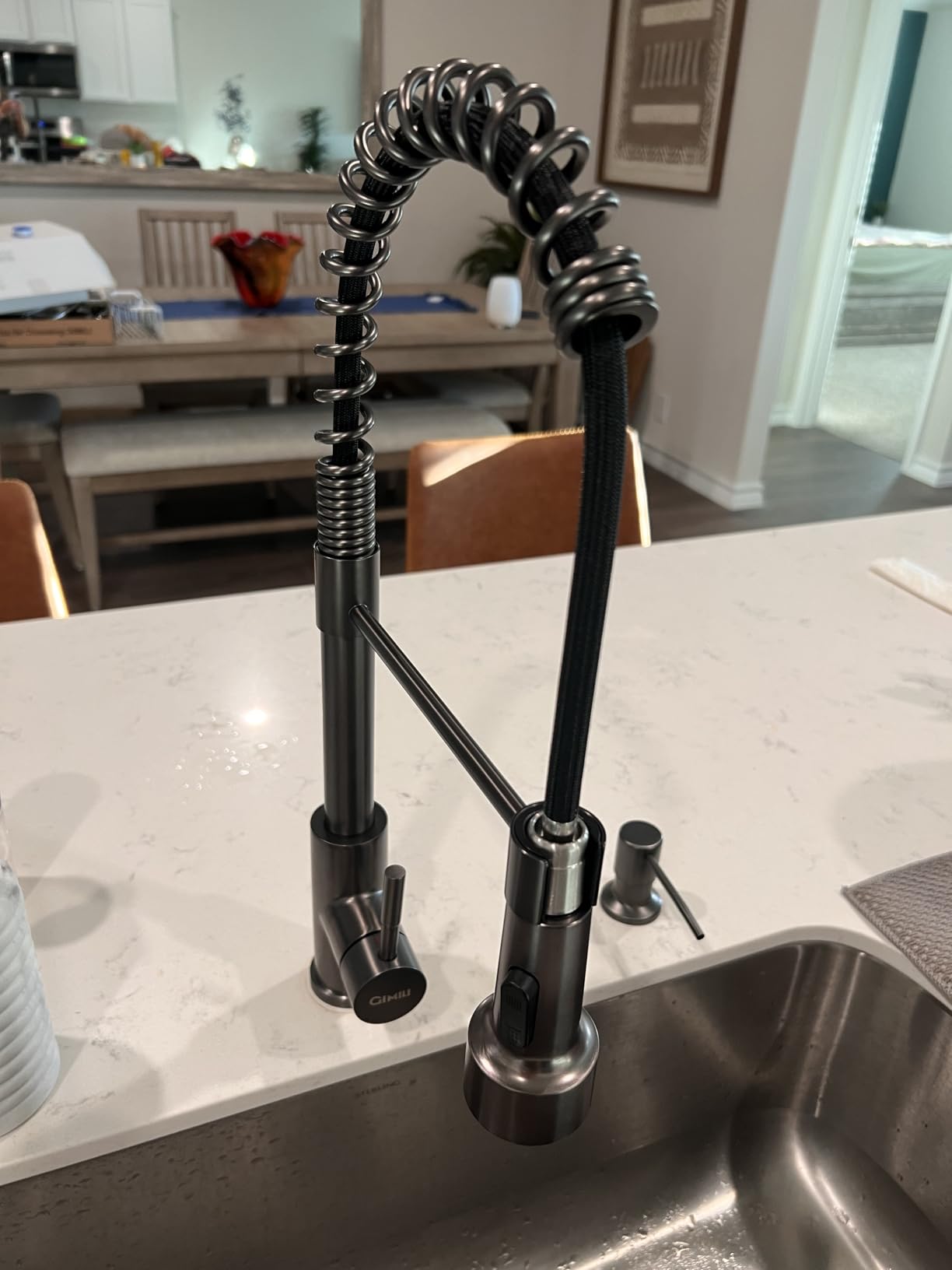 GIMILI Black Kitchen Faucet with Pull Down Sprayer Single Hole Spring Kitchen Sink Faucet, Suitable for Farmhouses, RV, Utility Laundry Room, Outdoor, and Campers Customer Review GIMILI Black Kitchen Faucet with Pull Down Sprayer Single Hole Spring Kitchen Sink Faucet, Suitable for Farmhouses, RV, Utility Laundry Room, Outdoor, and Campers - Customer Photo 1