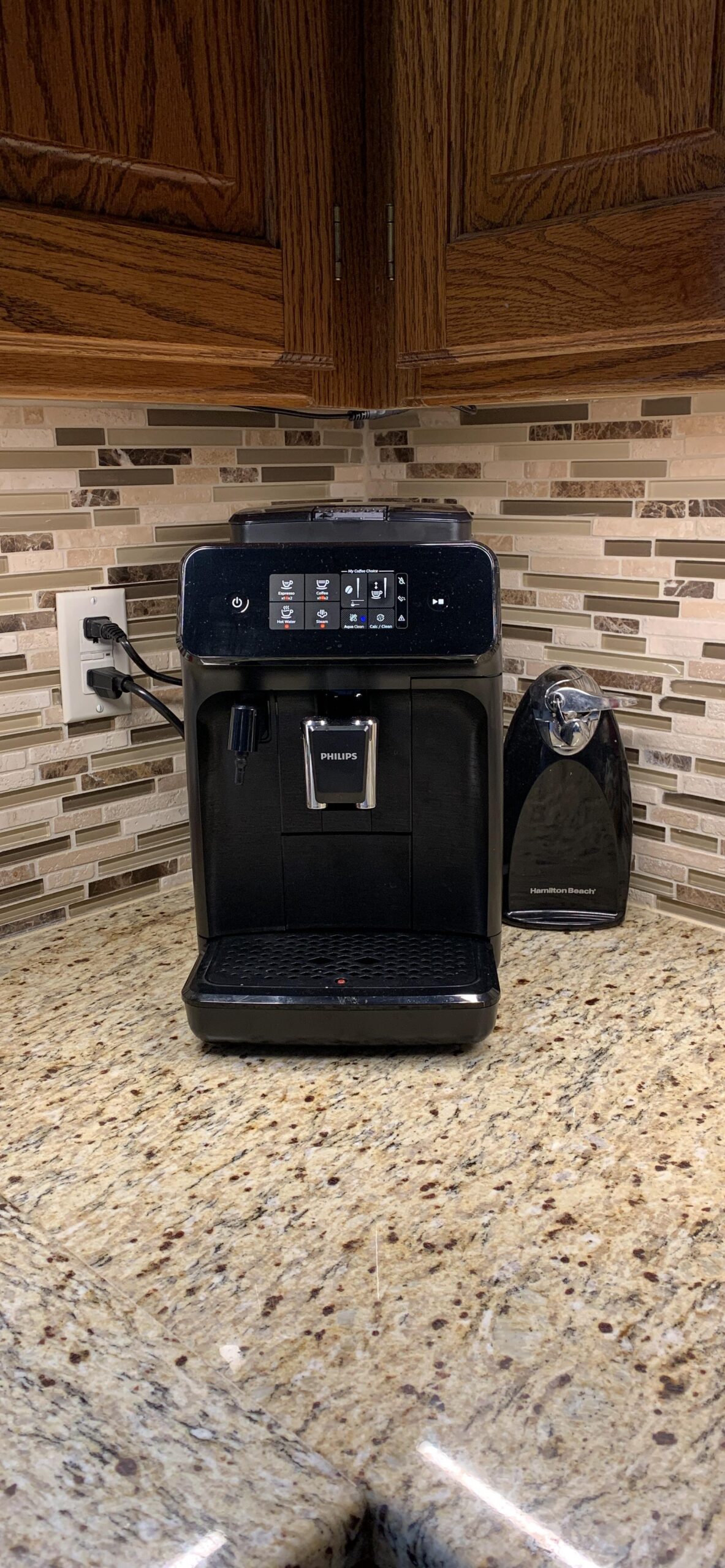 Philips 1200 Series Fully Automatic Espresso Machine, Classic Milk Frother, 2 Coffee Varieties, Intuitive Touch Display, 100% Ceramic Grinder, AquaClean Filter, Aroma Seal, Black (EP1220/04) Customer Review Philips 1200 Series Fully Automatic Espresso Machine, Classic Milk Frother, 2 Coffee Varieties, Intuitive Touch Display, 100% Ceramic Grinder, AquaClean Filter, Aroma Seal, Black (EP1220/04) - Customer Photo 1