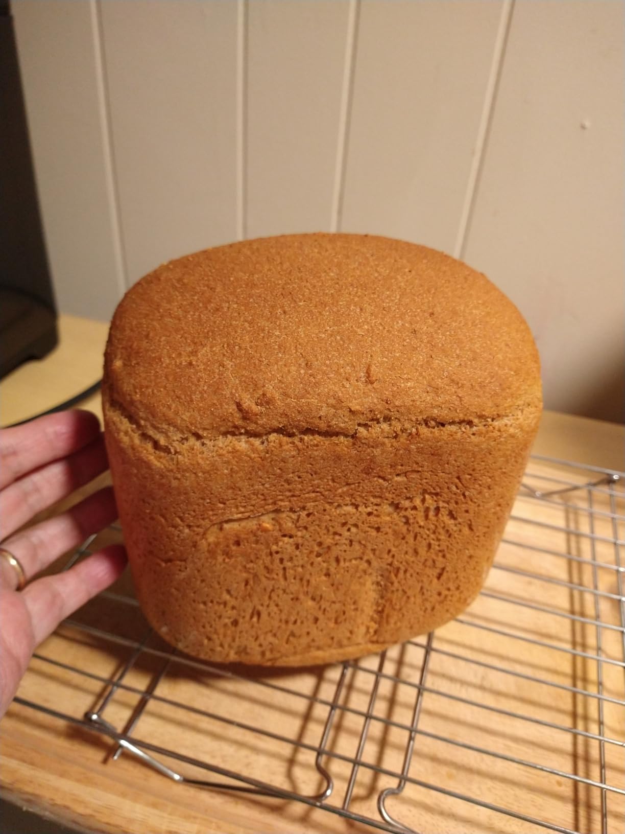 KBS 17-in-1 Bread Maker-Dual Heaters, 710W Machine Stainless Steel with Gluten-Free, Dough Maker,Jam,Yogurt PROG, Auto Nut Dispenser,Ceramic Pan& Touch Panel, 3 Loaf Sizes 3 Crust Colors,Recipes Customer Review KBS 17-in-1 Bread Maker-Dual Heaters, 710W Machine Stainless Steel with Gluten-Free, Dough Maker,Jam,Yogurt PROG, Auto Nut Dispenser,Ceramic Pan& Touch Panel, 3 Loaf Sizes 3 Crust Colors,Recipes - Customer Photo 2