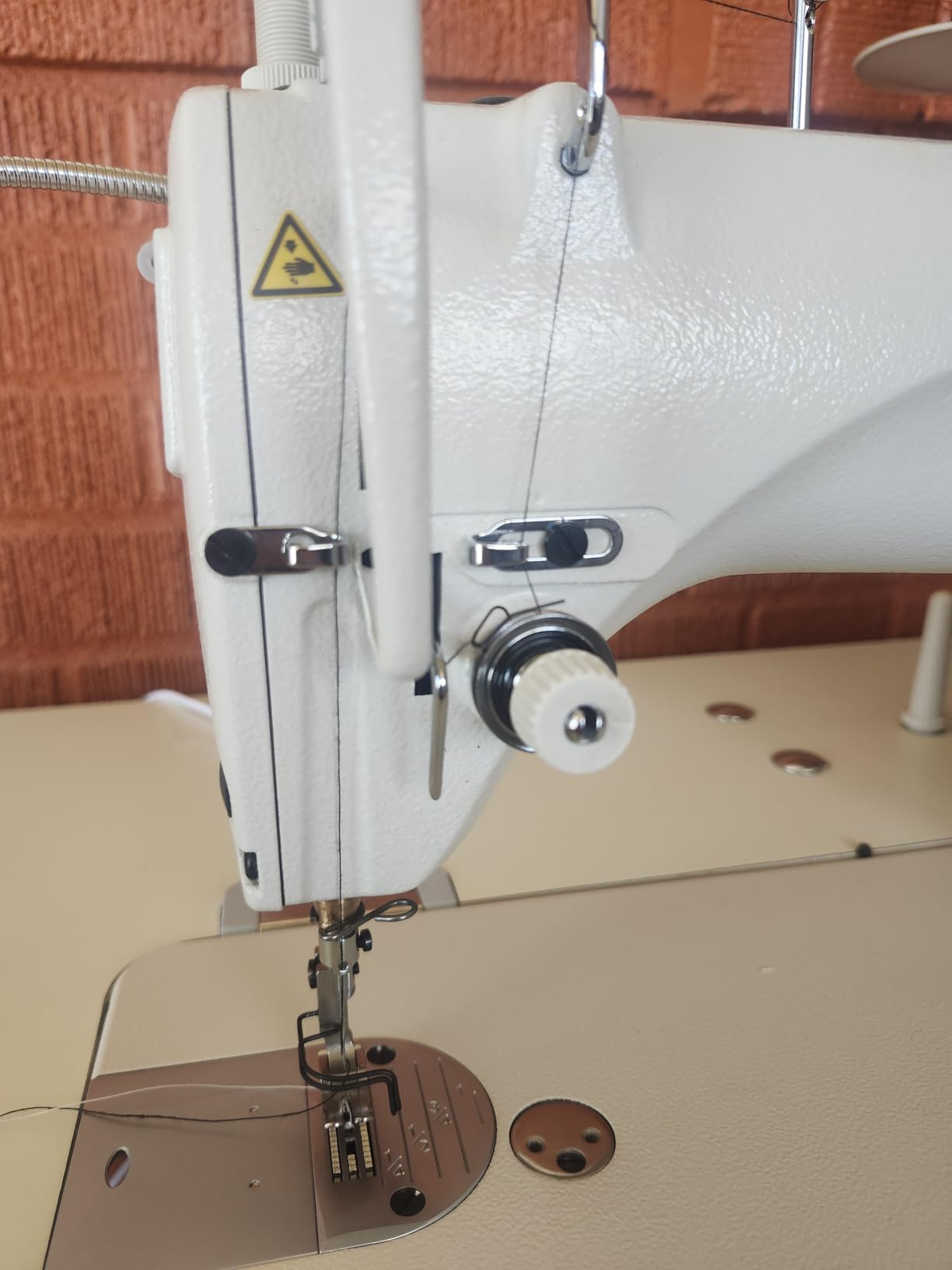 Industrial Sewing Machine Juki DDL-8100 Lockstitch Servo Motor + Table Stand Cut Juki DDL8700 + LED Lamp+ Commercial Grade Sewing Machine - Customer Photo 1