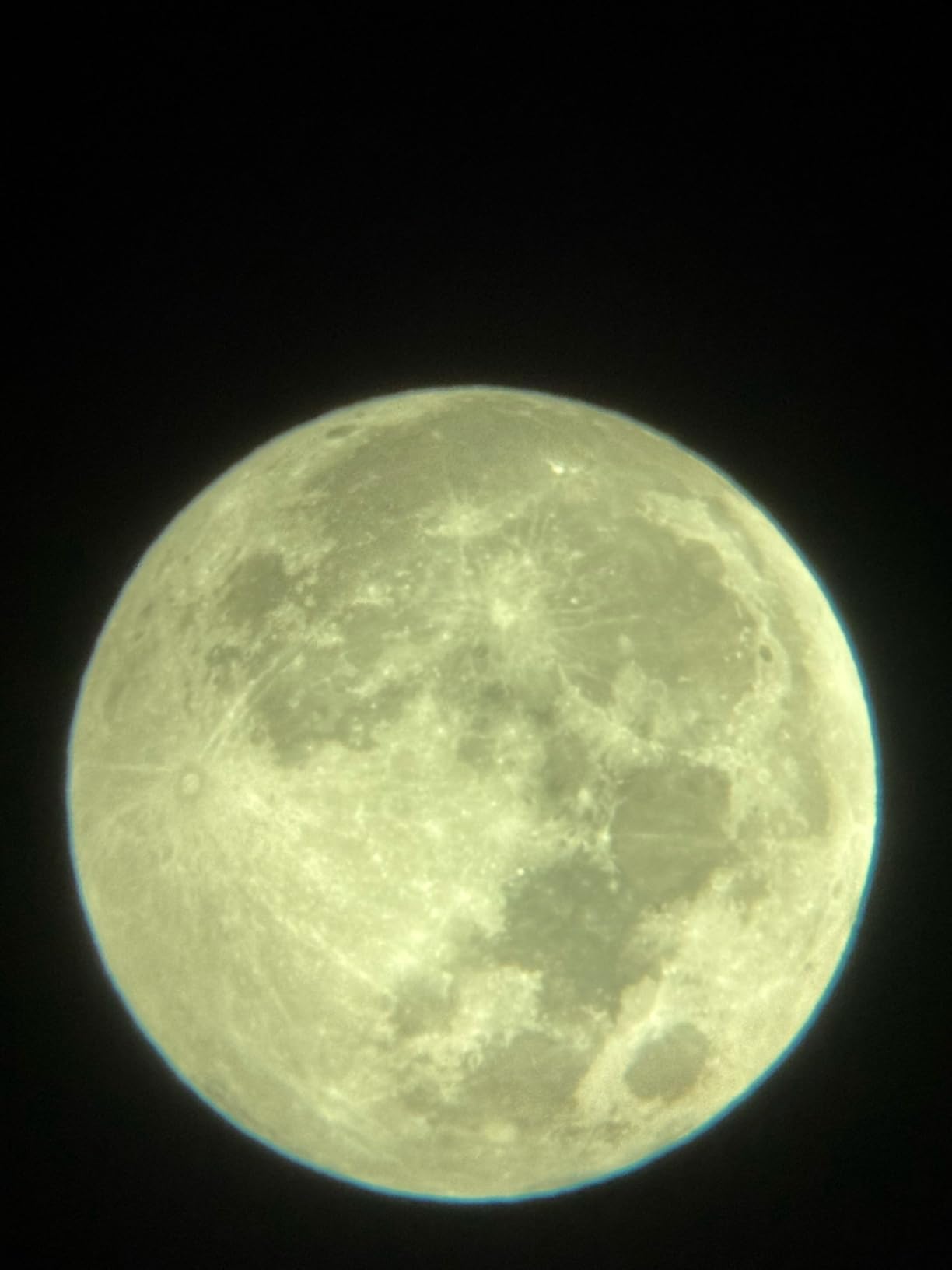 Celestron StarSense Explorer LT 114AZ App-Enabled Telescope – 114mm Newtonian Reflector with Smartphone Dock & StarSense App – iPhone & Android Compatible – Easy-to-Use for Beginners Customer Review Celestron StarSense Explorer LT 114AZ App-Enabled Telescope – 114mm Newtonian Reflector with Smartphone Dock & StarSense App – iPhone & Android Compatible – Easy-to-Use for Beginners - Customer Photo 2