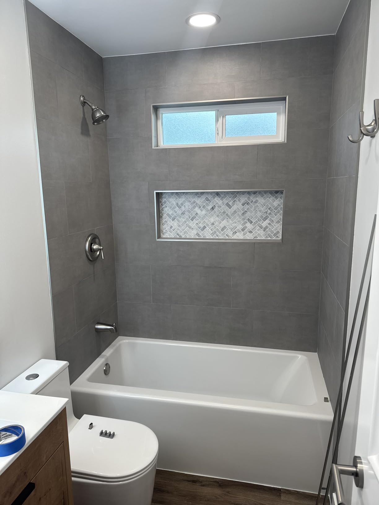 American Standard 2973202.020 Studio Integral Apron Bathtub Left Drain 60 in. x 30 in. in White Customer Review American Standard 2973202.020 Studio Integral Apron Bathtub Left Drain 60 in. x 30 in. in White - Customer Photo 1