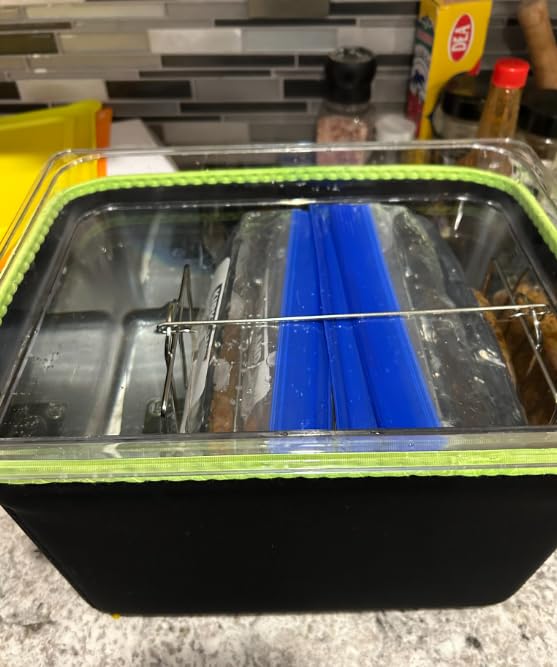 EVERIE Sous Vide Container with Universal Silicone Lid and Sous Vide Rack and Container Sleeve Compatible with Anova All Models,Breville Joule, Instant Pot Sous Vide Cooker (KIT-TY-GJ) Customer Review EVERIE Sous Vide Container with Universal Silicone Lid and Sous Vide Rack and Container Sleeve Compatible with Anova All Models,Breville Joule, Instant Pot Sous Vide Cooker (KIT-TY-GJ) - Customer Photo 1