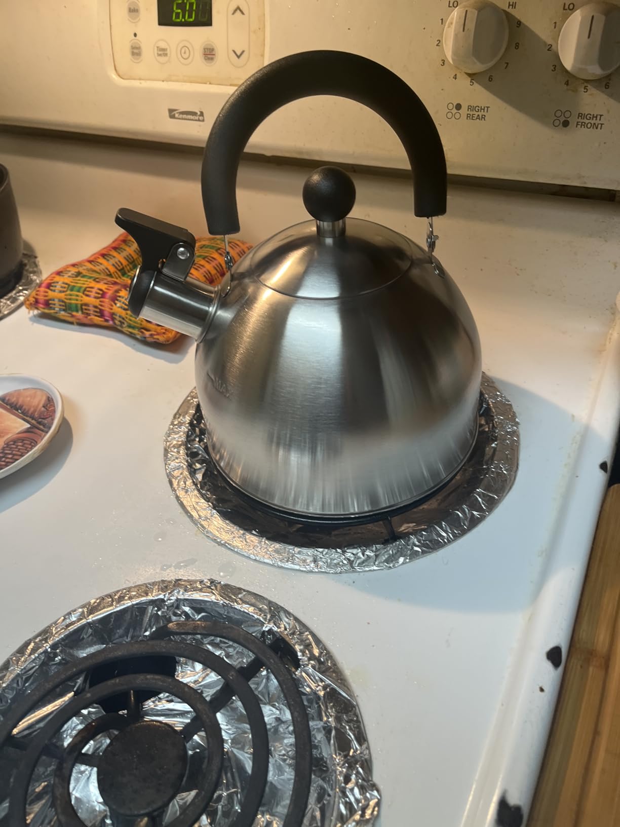 Primula Stewart Whistling Stovetop Tea Kettle Food Grade Stainless Steel, Hot Water Fast to Boil, Cool Touch Folding, 1.5-Quart, Brushed with Black Handle Customer Review Primula Stewart Whistling Stovetop Tea Kettle Food Grade Stainless Steel, Hot Water Fast to Boil, Cool Touch Folding, 1.5-Quart, Brushed with Black Handle - Customer Photo 1