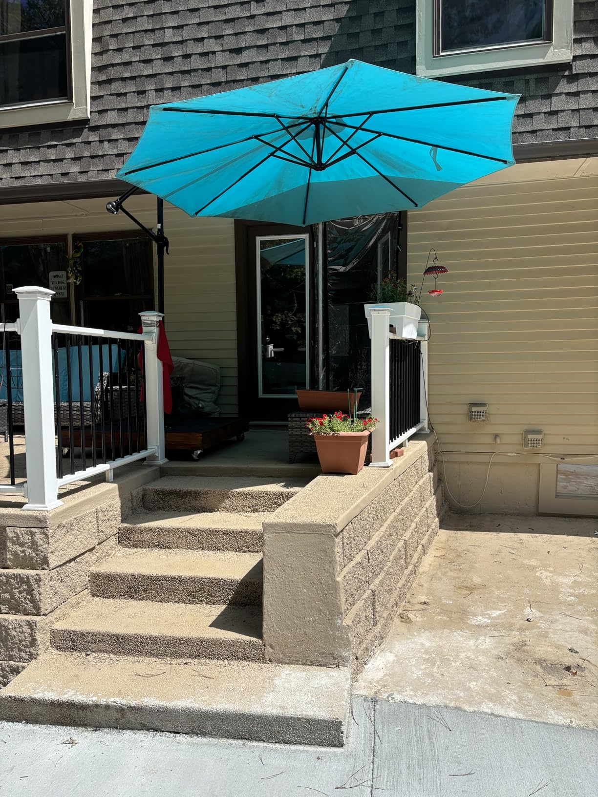 Best Choice Products 10ft Offset Hanging Market Patio Umbrella w/Easy Tilt Adjustment, Polyester Shade, 8 Ribs for Backyard, Poolside, Lawn and Garden - Customer Photo 2