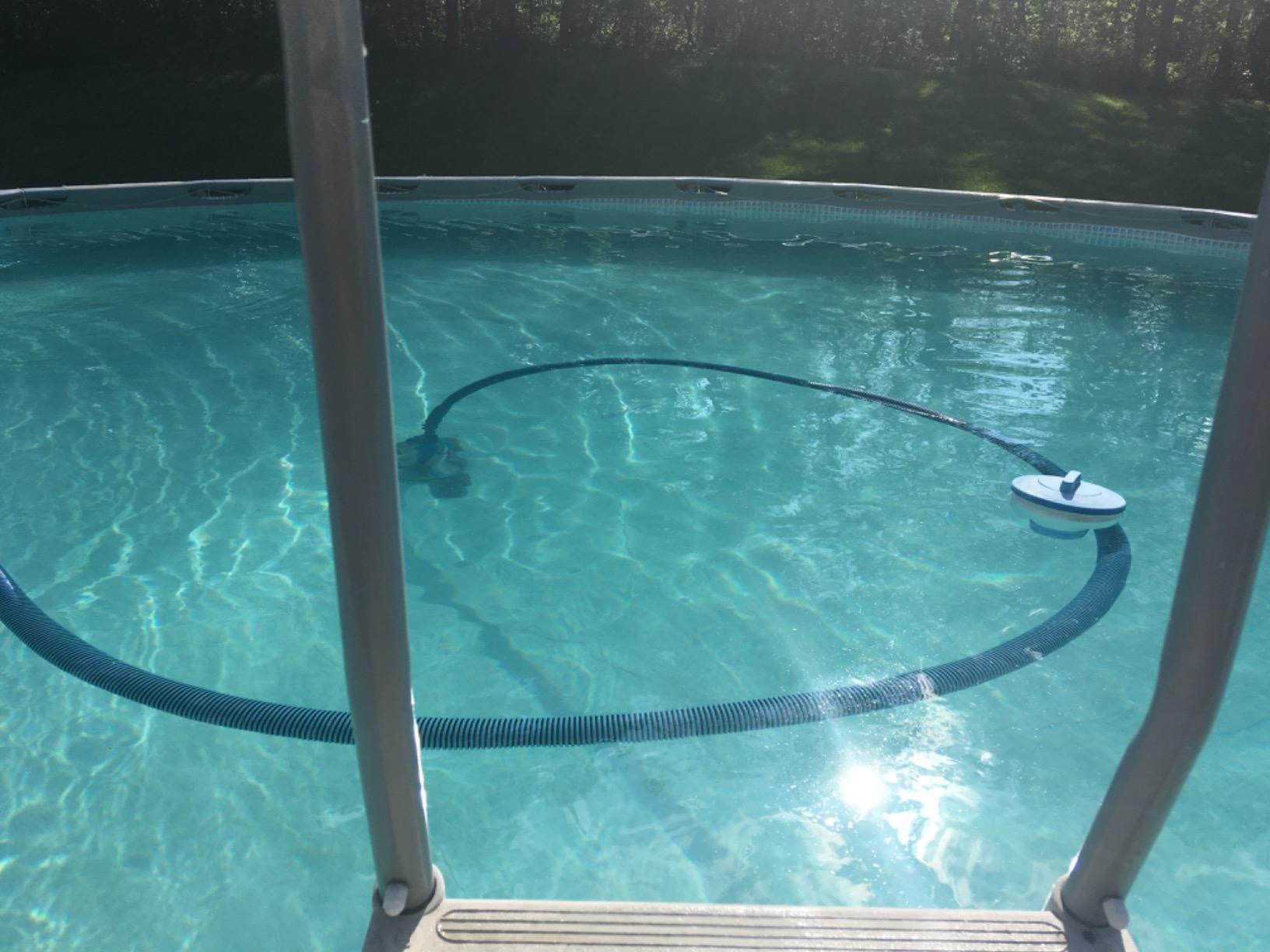 Milliard Deluxe Pool Vacuum Head/Weighted Triangle Shape/for Inground and Above Ground Swimming Poools (Blue, Grey, White) Customer Review Milliard Deluxe Pool Vacuum Head/Weighted Triangle Shape/for Inground and Above Ground Swimming Poools (Blue, Grey, White) - Customer Photo 1