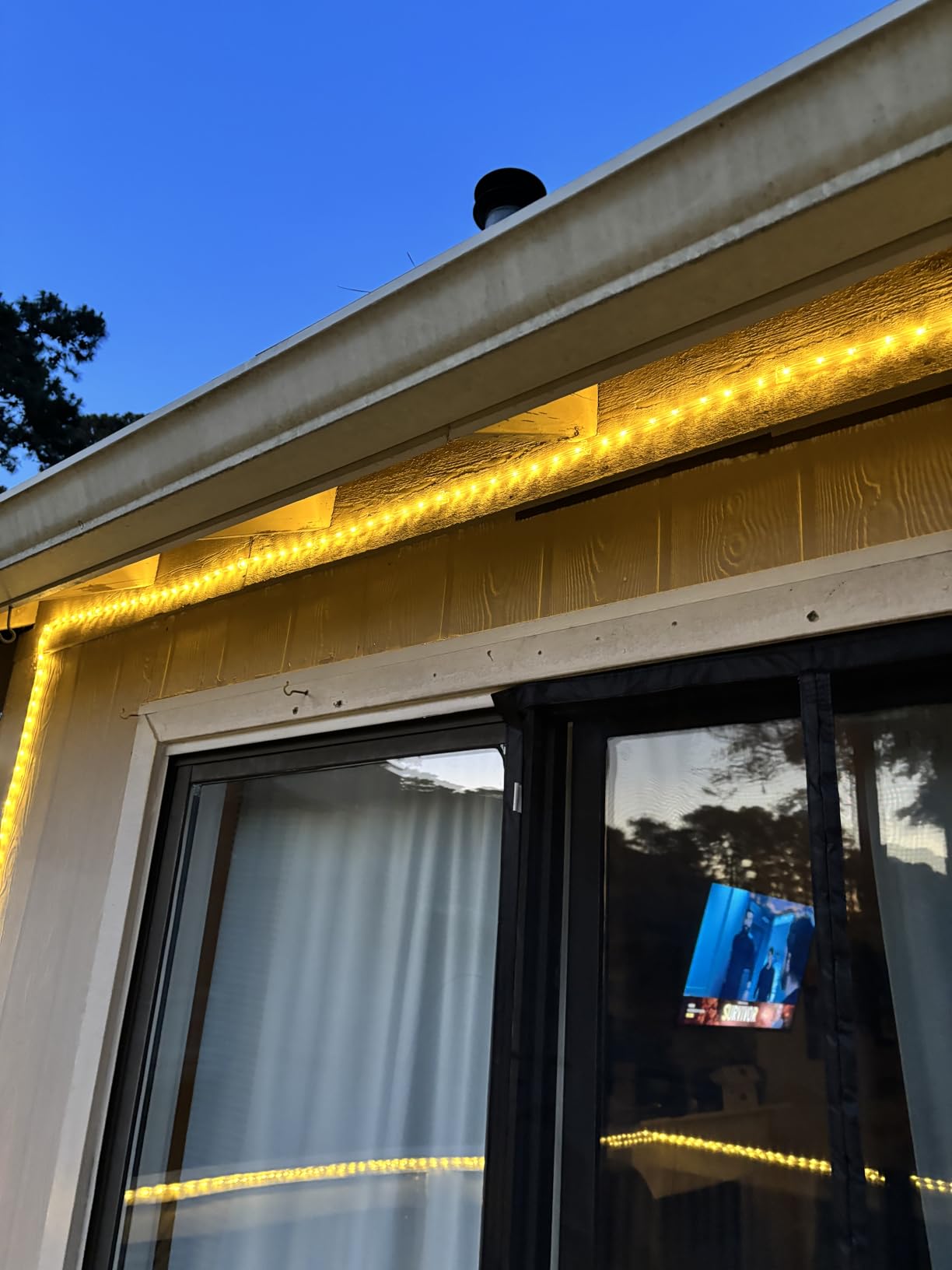 100ft LED Rope Lights Outdoor, 720 LED Connectable and Flexible Tube Lights with 8 Modes, Waterproof LED Rope Lighting for Garden, Patio, Pool, Bedroom, Party, Indoor Outdoor Decoration (White) Customer Review 100ft LED Rope Lights Outdoor, 720 LED Connectable and Flexible Tube Lights with 8 Modes, Waterproof LED Rope Lighting for Garden, Patio, Pool, Bedroom, Party, Indoor Outdoor Decoration (White) - Customer Photo 2