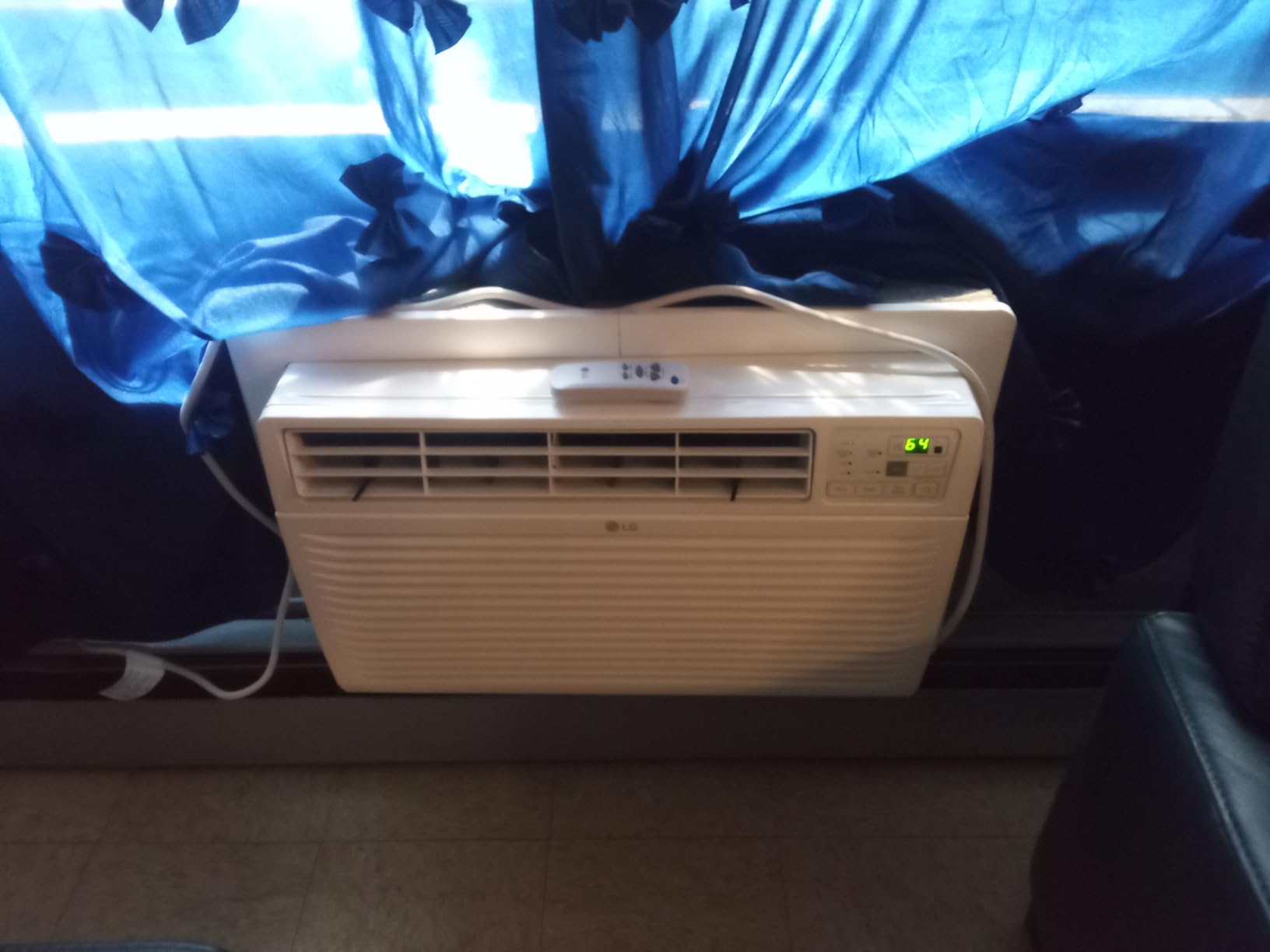 LG 14,000 BTU Through the Wall Air Conditioner, 230/208V, Cools 700 Sq.Ft. for Bedroom, Living Room, Apartment, Electronic Control with Remote, White Customer Review LG 14,000 BTU Through the Wall Air Conditioner, 230/208V, Cools 700 Sq.Ft. for Bedroom, Living Room, Apartment, Electronic Control with Remote, White - Customer Photo 1