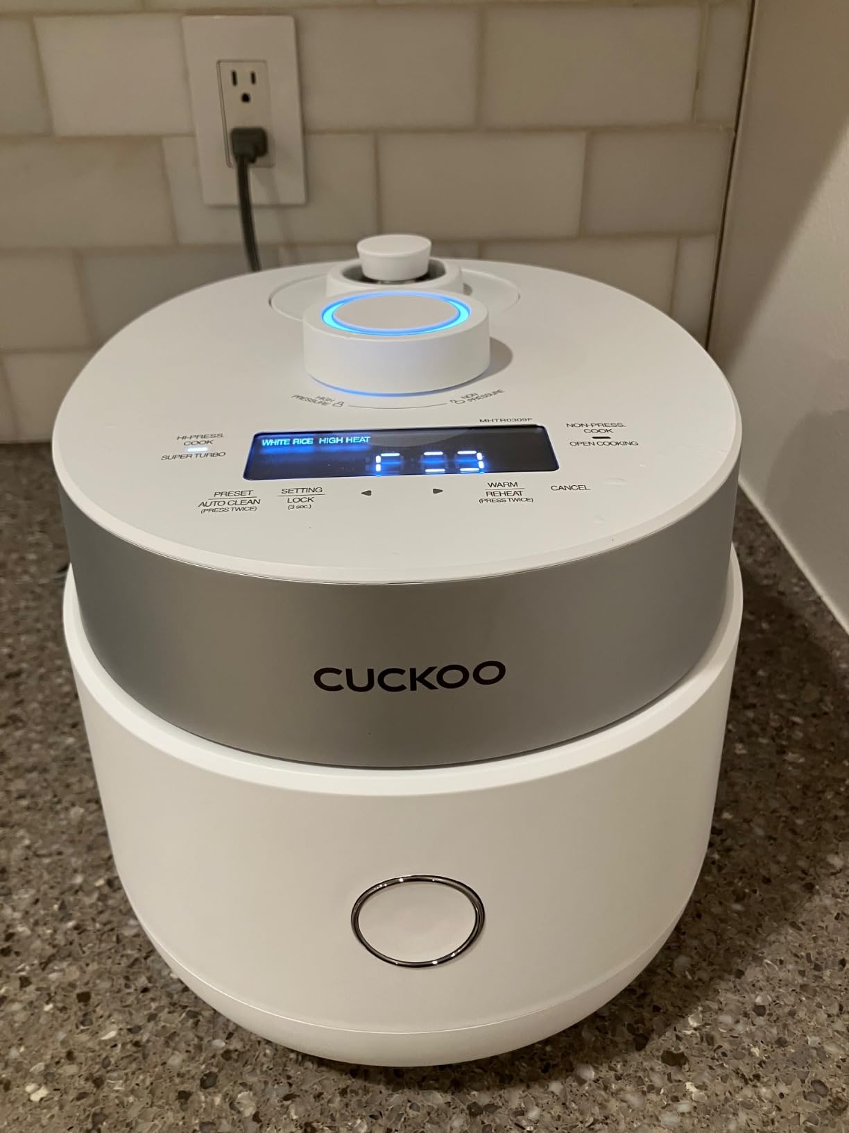 CUCKOO 6-Cup Uncooked / 12-Cup Cooked Induction Heating Twin Pressure Rice Cooker, 16 Menu Modes, Multi-Language Voice Guide, Versatile Grain Multi-Cooker & Pressure Cooker (CRP-LHTR0609FW) Customer Review CUCKOO 6-Cup Uncooked / 12-Cup Cooked Induction Heating Twin Pressure Rice Cooker, 16 Menu Modes, Multi-Language Voice Guide, Versatile Grain Multi-Cooker & Pressure Cooker (CRP-LHTR0609FW) - Customer Photo 1