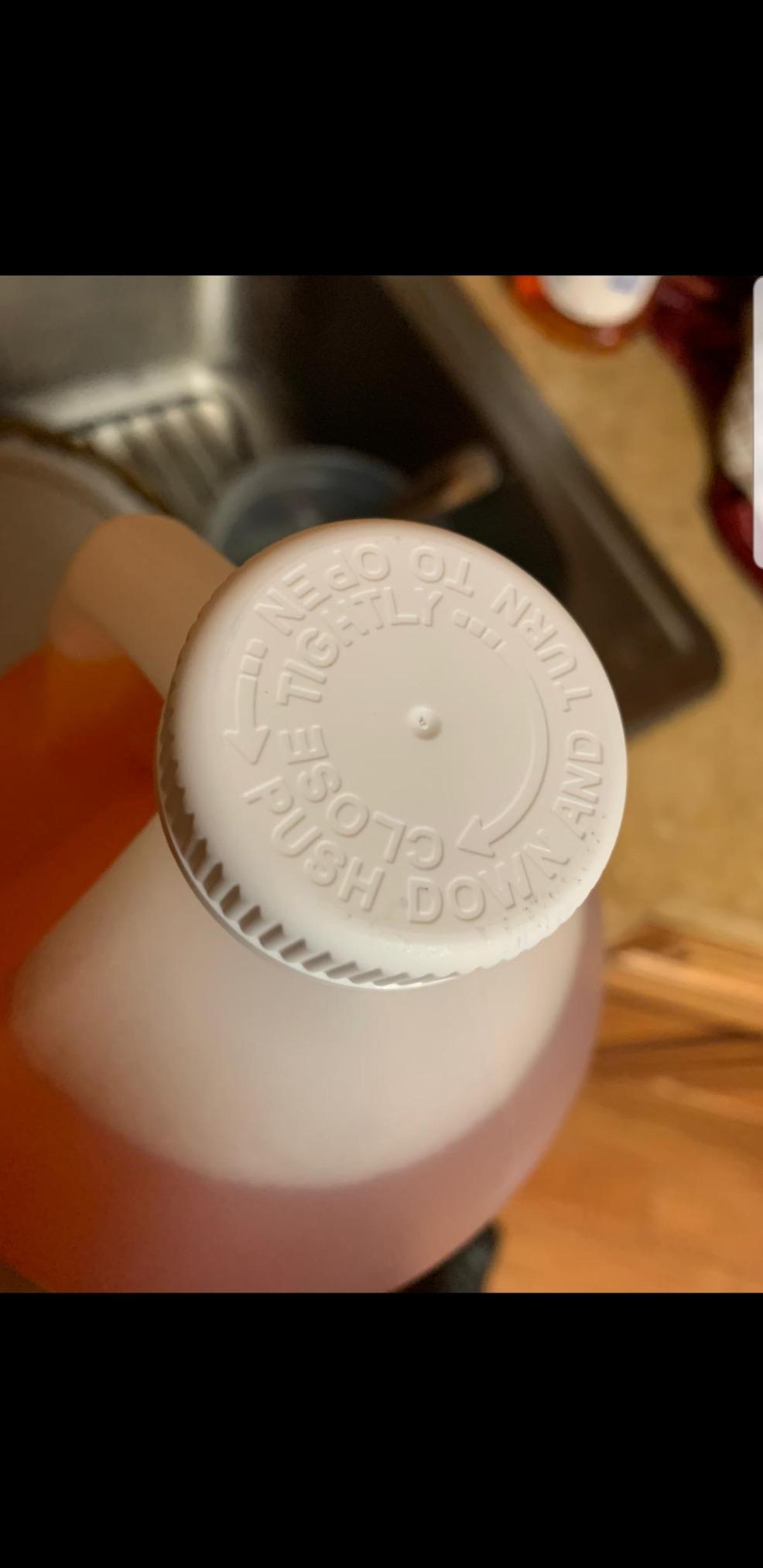 Bastion Foaming Antibacterial Hand Soap: Mandarin Orange Scented Instant Foam Hand Wash Refill 1 Gallon (128 oz) Bulk Jug. Made In The USA Customer Review Bastion Foaming Antibacterial Hand Soap: Mandarin Orange Scented Instant Foam Hand Wash Refill 1 Gallon (128 oz) Bulk Jug. Made In The USA - Customer Photo 2