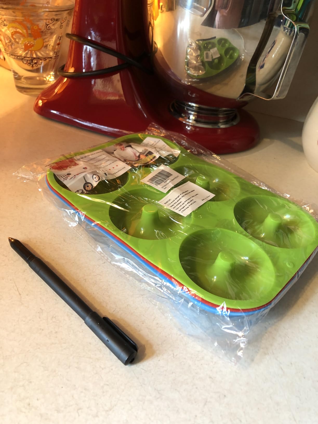 Walfos Silicone Donut Mold - Non-Stick Silicone Doughnut Pan Set, Just Pop Out! Heat Resistant, Make Perfect Donut Cake Biscuit Bagels, BPA FREE and Dishwasher Safe, Set of 3 - Customer Photo 2