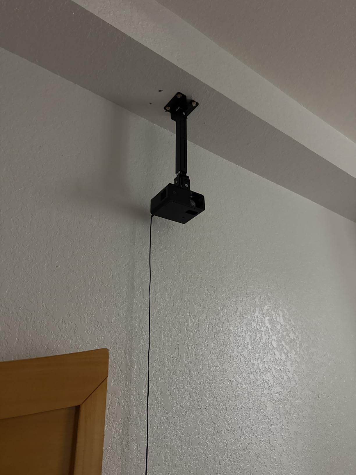 Projector Mount Wall or Ceiling Projection Mount Bracket with Adjustable Height and Extendable Arms Mounts for Home and Office Projector Customer Review Projector Mount Wall or Ceiling Projection Mount Bracket with Adjustable Height and Extendable Arms Mounts for Home and Office Projector - Customer Photo 1