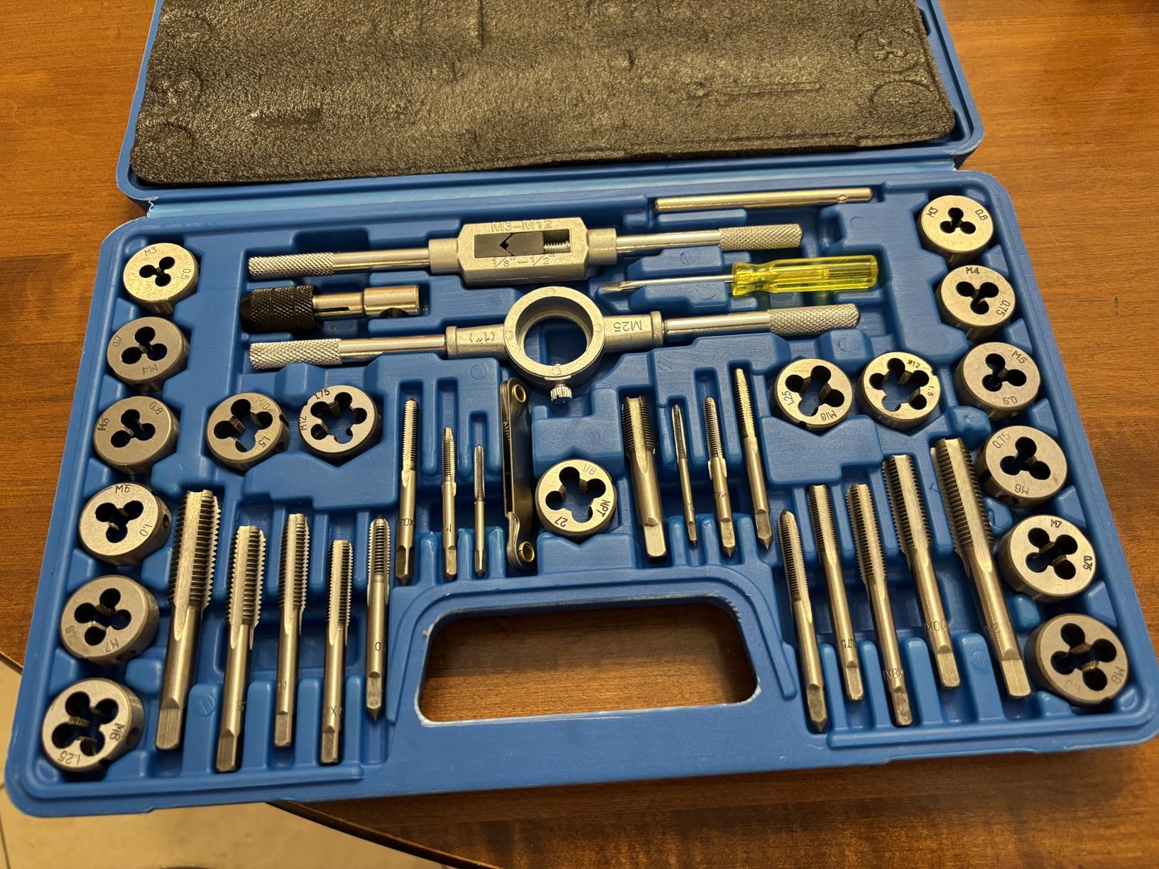 80pcs Tap and Die Set, SAE & Metric Tap Die Wrench Set, Metric Standard M3 to M12 Coarse Fine Rethreading Threads Bits for Cutting External and Internal Threads, NC, NF, NPT Repair Tools - Customer Photo 1