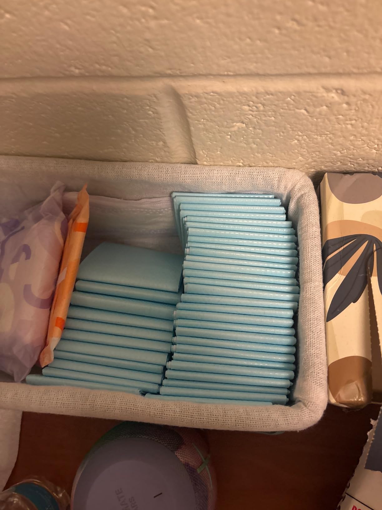 TRIPTIPS Toilet Seat Covers Disposable Travel Pack 60 count｜Faster use-Sticker free｜Waterproof｜XL Disposable Toilet Seat Cover for Adults and Kids, Individually for Public Restroom/Airplane (60pcs) - Customer Photo 2