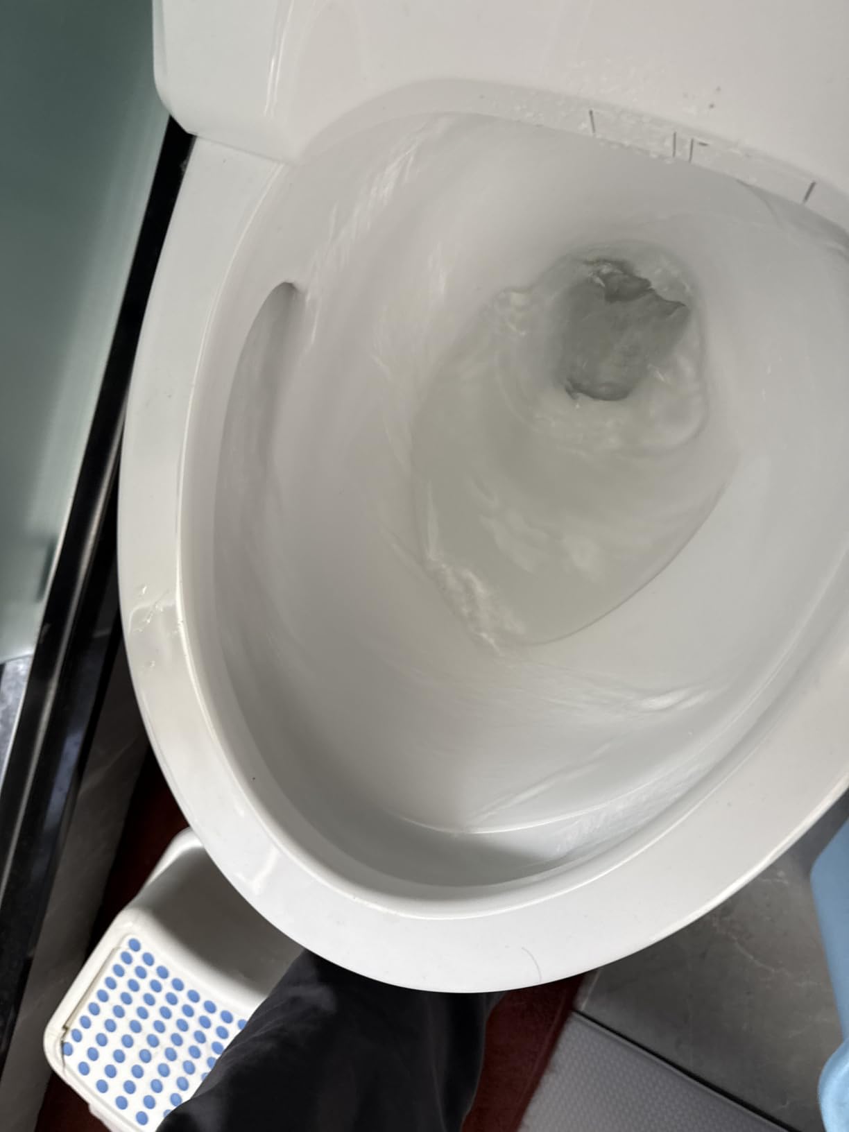 TOTO Drake Two-Piece Elongated 1.6 GPF TORNADO FLUSH Toilet with CEFIONTECT, Cotton White - CST776CSG#01 Customer Review TOTO Drake Two-Piece Elongated 1.6 GPF TORNADO FLUSH Toilet with CEFIONTECT, Cotton White - CST776CSG#01 - Customer Photo 1