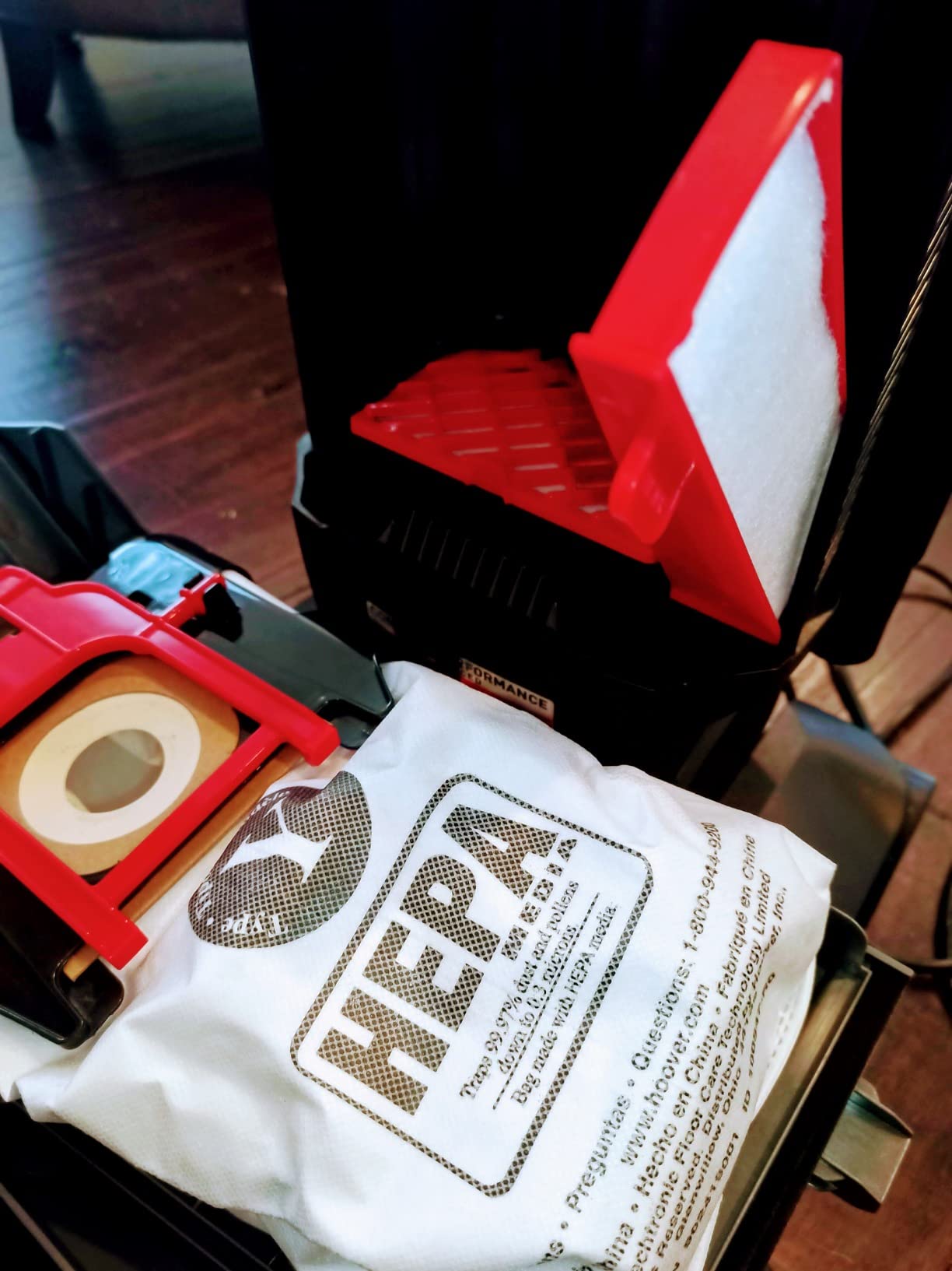 Hoover Complete Performance Advanced Pet Kit Corded Vacuum Cleaner, Bagged Vacuum Cleaner, Traps 99% of Dust Matter, Wide Cleaning Path, Includes 2-in-1 Pet Tool, Powerful Vacuum Cleaners for Home Use - Customer Photo 2