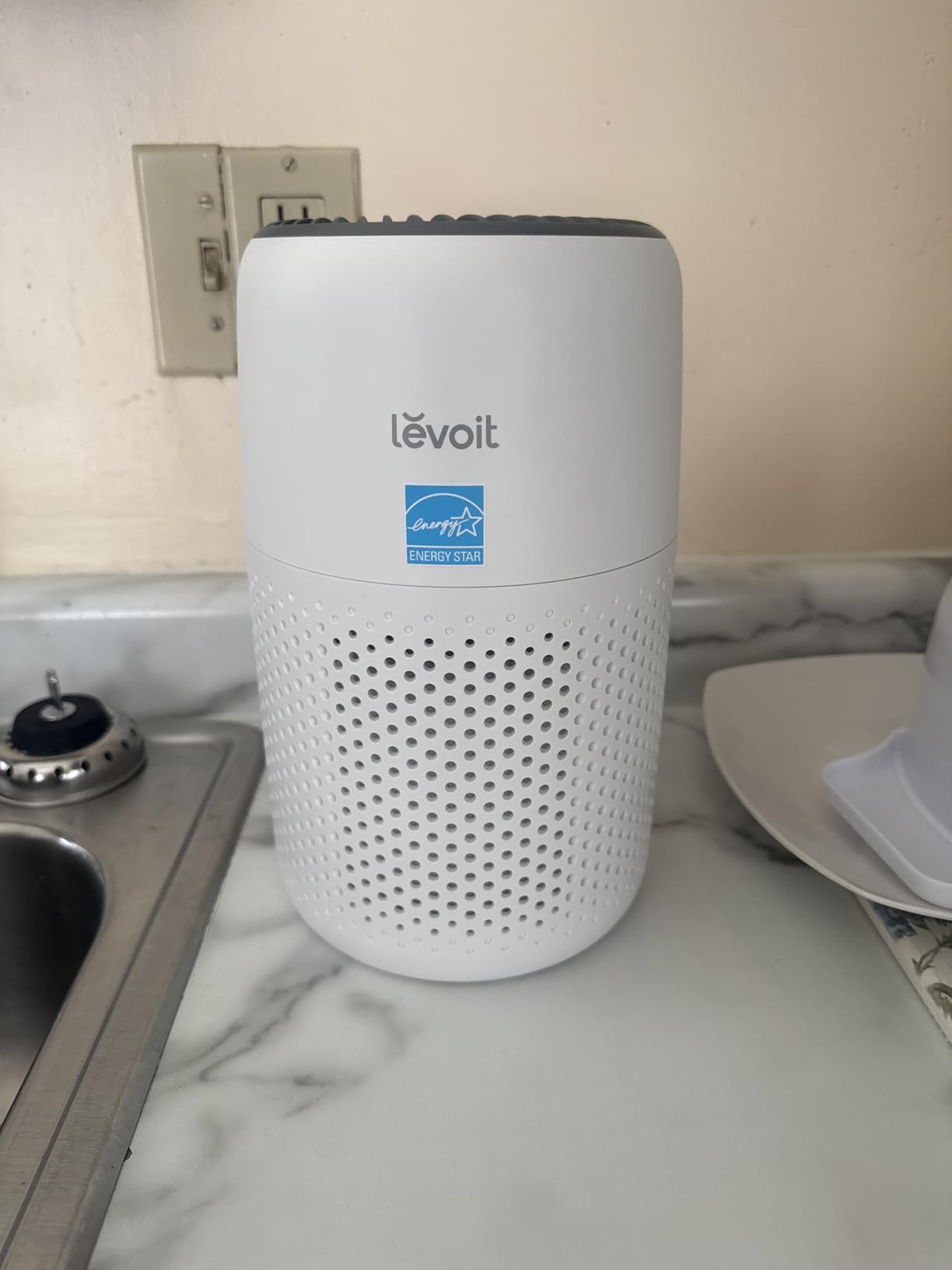 LEVOIT Air Purifiers for Bedroom Home Dorm3-in-1 Filter Cleaner with Fragrance Sponge for Better SleepFilters SmokeAllergiesPet DanderOdorDustOfficeDesktopCore Mini-PWhite - Customer Photo 2