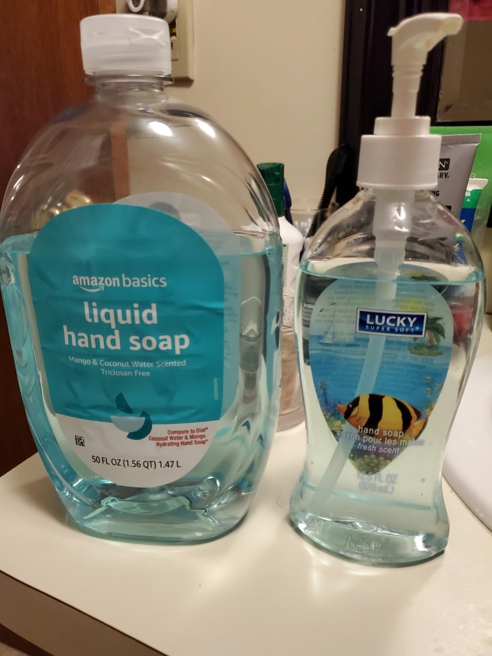 Amazon Basics Liquid Hand Soap Refill, Mango and Coconut Water Scent, Triclosan-Free, 50 Fl Oz (Pack of 1) (Previously Solimo) Customer Review Amazon Basics Liquid Hand Soap Refill, Mango and Coconut Water Scent, Triclosan-Free, 50 Fl Oz (Pack of 1) (Previously Solimo) - Customer Photo 1
