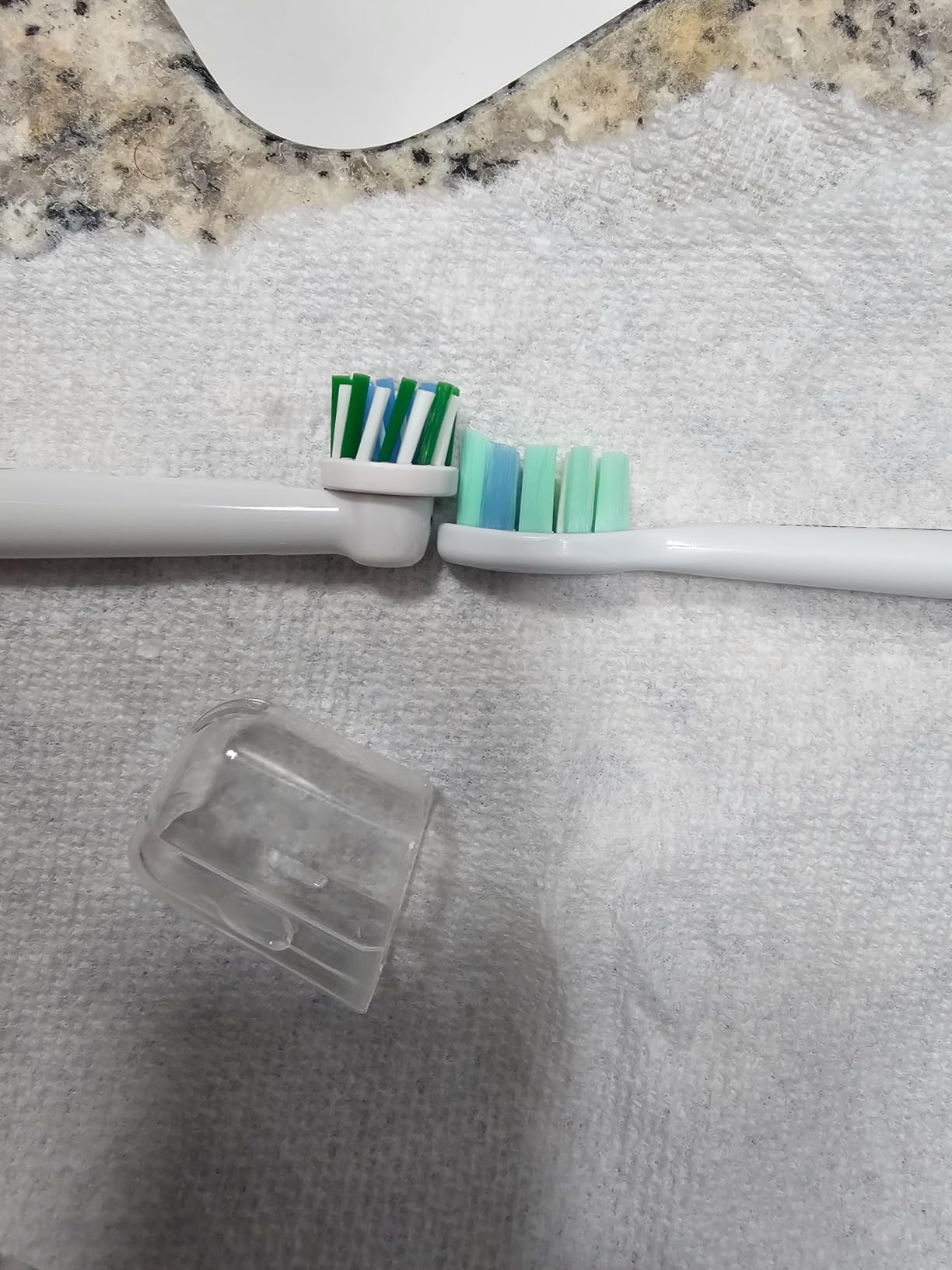 Philips Sonicare 4100 Rechargeable Electric Toothbrush, with Pressure Sensor, 2 Intensity Settings, SmarTimer and QuadPacer, 14-Day Battery Life, White, Model HX3681/23 Customer Review Philips Sonicare 4100 Rechargeable Electric Toothbrush, with Pressure Sensor, 2 Intensity Settings, SmarTimer and QuadPacer, 14-Day Battery Life, White, Model HX3681/23 - Customer Photo 1