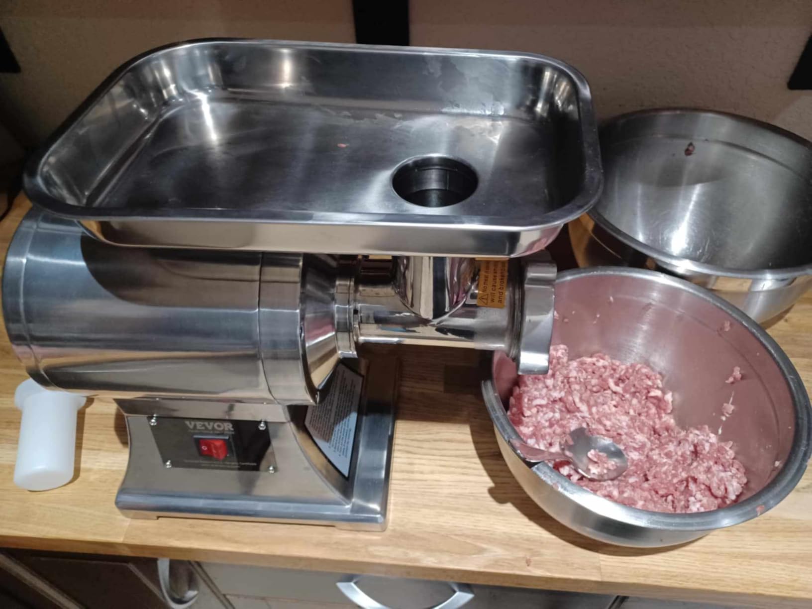 VEVOR Commercial Meat Grinder, 550LB/h 1100W Electric Meat Mincer, ETL Approved Heavy Duty Industrial Meat Mincer Machine Customer Review VEVOR Commercial Meat Grinder, 550LB/h 1100W Electric Meat Mincer, ETL Approved Heavy Duty Industrial Meat Mincer Machine - Customer Photo 1