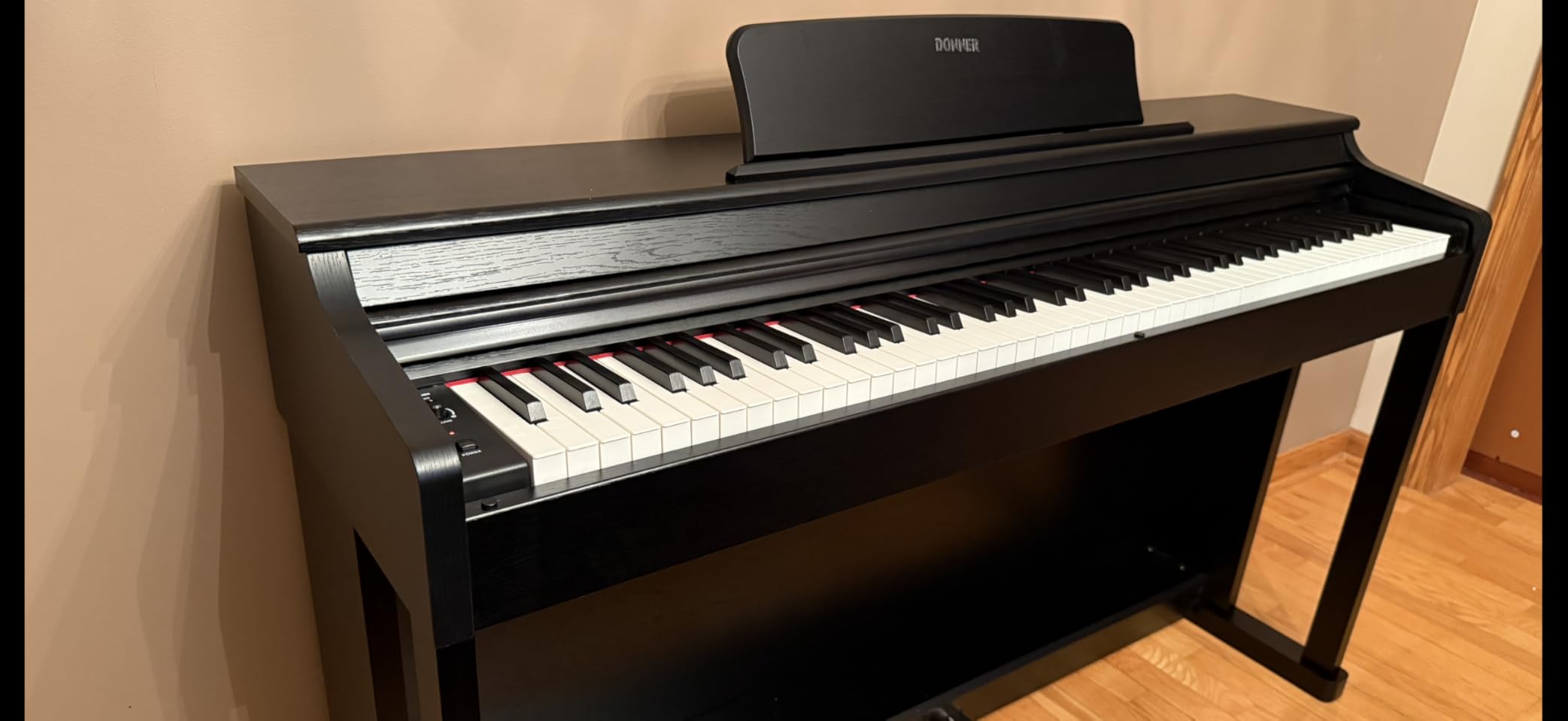 Donner DDP-100S Digital Piano 88 Key Weighted Graded Hammer-Action Piano Keyboard with MIDI In/Out, 200 Sounds & Rhythms, 100 Demo, Electric Piano with Bench for Beginner Professional Customer Review Donner DDP-100S Digital Piano 88 Key Weighted Graded Hammer-Action Piano Keyboard with MIDI In/Out, 200 Sounds & Rhythms, 100 Demo, Electric Piano with Bench for Beginner Professional - Customer Photo 1