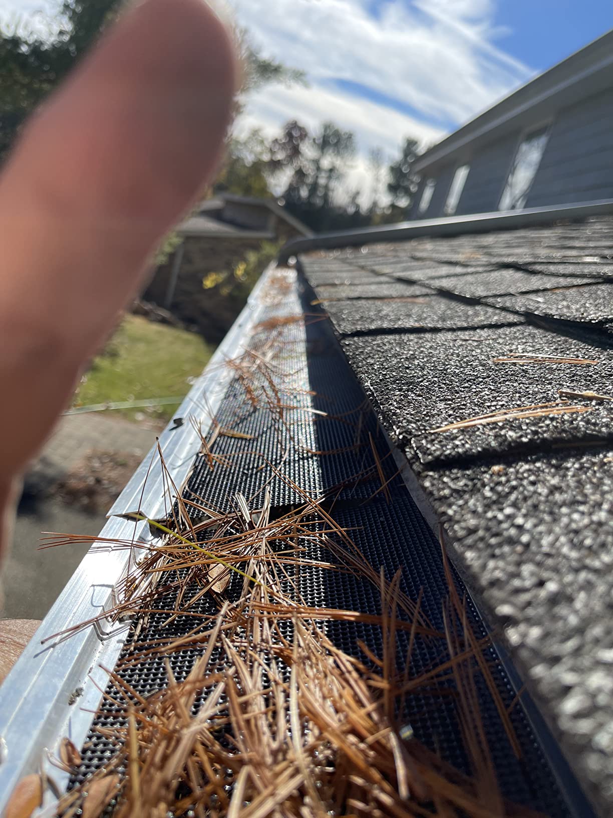 Flehomo Gutter Guard, 5 Inch Stainless Steel Micro Mesh Covers, Pine Needle & Leaf Filter Gutter Protection Fits for Any Roof or Gutters System, 15 Pack 48Ft Kit, Black Customer Review Flehomo Gutter Guard, 5 Inch Stainless Steel Micro Mesh Covers, Pine Needle & Leaf Filter Gutter Protection Fits for Any Roof or Gutters System, 15 Pack 48Ft Kit, Black - Customer Photo 1