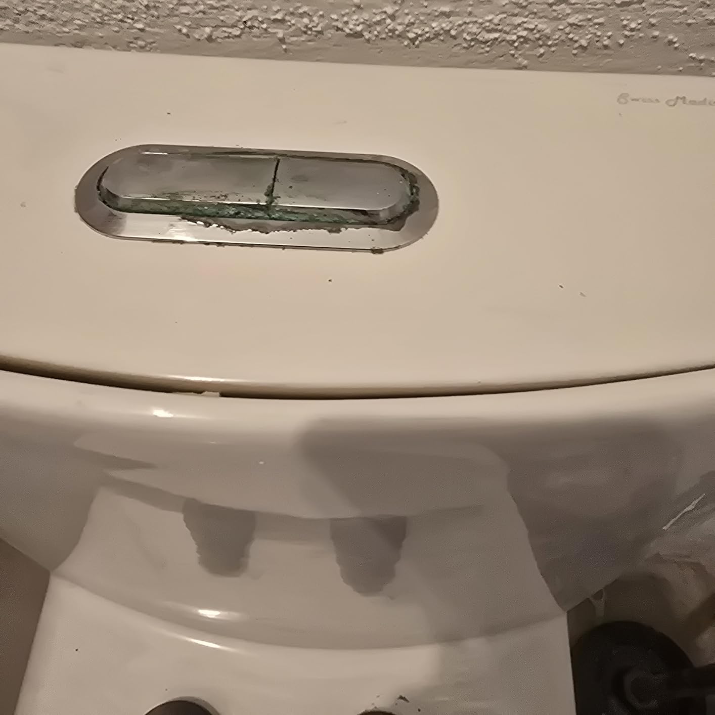 Swiss Madison St. Tropez SM-1T254HB One-Piece Elongated Toilet Vortex Dual-Flush 1.1/1.6 gpf with Comfort Chair Seat ADA Height Customer Review Swiss Madison St. Tropez SM-1T254HB One-Piece Elongated Toilet Vortex Dual-Flush 1.1/1.6 gpf with Comfort Chair Seat ADA Height - Customer Photo 1