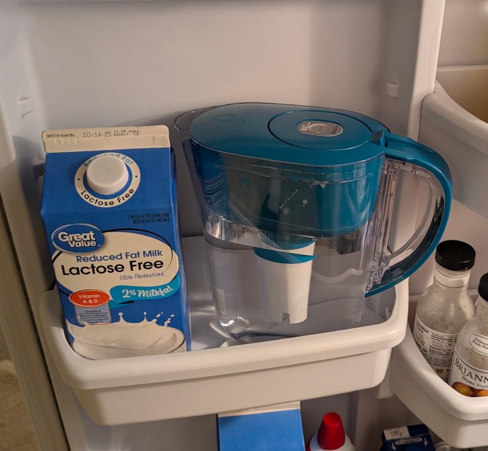 Brita Water Filter Pitcher for Tap and Drinking Water with 1 Standard Filter, Lasts 2 Months, 6-Cup Capacity, BPA Free, White Customer Review Brita Water Filter Pitcher for Tap and Drinking Water with 1 Standard Filter, Lasts 2 Months, 6-Cup Capacity, BPA Free, White - Customer Photo 1