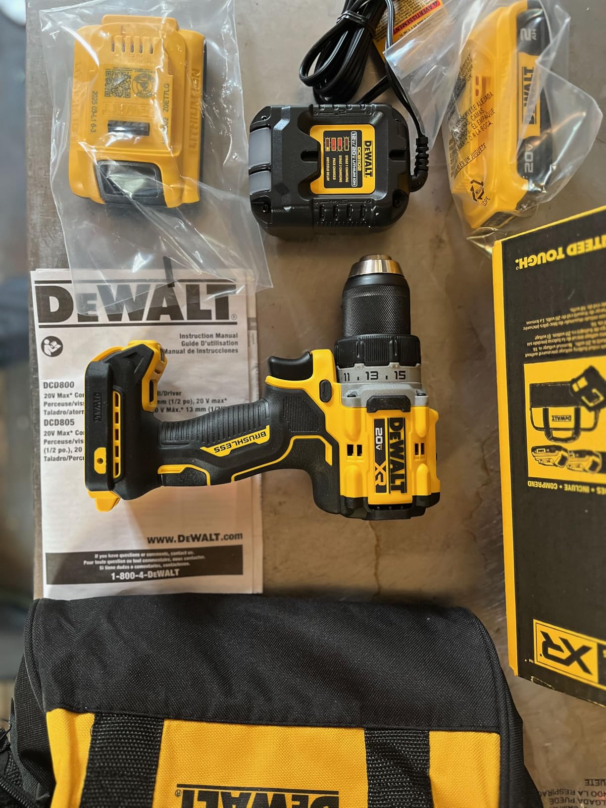 DEWALT 20V MAX XR Cordless Drill/Driver Kit, Brushless, Compact, with 2 Batteries and Charger (DCD800D2) - Customer Photo 1