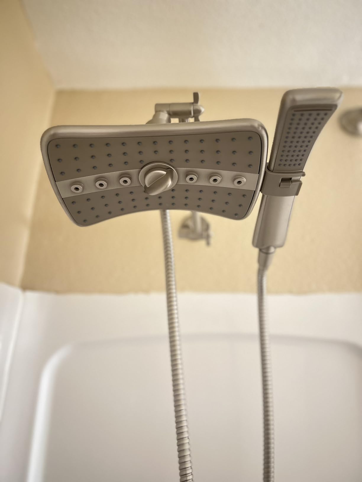 BRIGHT SHOWERS High Pressure Dual Shower Head Combo, Handheld Showerhead Rainfall Shower Head Combo with Black Face, 60 Inch Long Stainless Steel Shower Hose, Chrome Customer Review BRIGHT SHOWERS High Pressure Dual Shower Head Combo, Handheld Showerhead Rainfall Shower Head Combo with Black Face, 60 Inch Long Stainless Steel Shower Hose, Chrome - Customer Photo 3