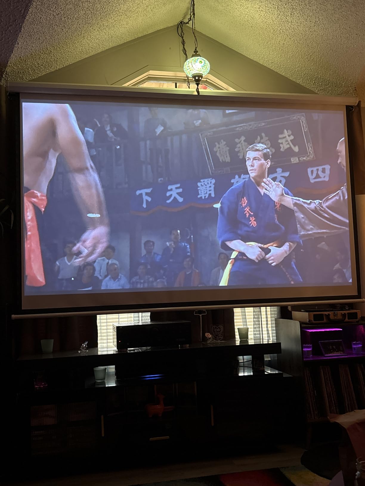 HAPPRUN Native 1080P Bluetooth Projector, Full HD Portable Outdoor Movie Projector with Built-in Speaker, Compatible with Smartphone, HDMI, USB, AV, Fire Stick, PS5 for Home, Bedroom, Outdoor Use Customer Review HAPPRUN Native 1080P Bluetooth Projector, Full HD Portable Outdoor Movie Projector with Built-in Speaker, Compatible with Smartphone, HDMI, USB, AV, Fire Stick, PS5 for Home, Bedroom, Outdoor Use - Customer Photo 2