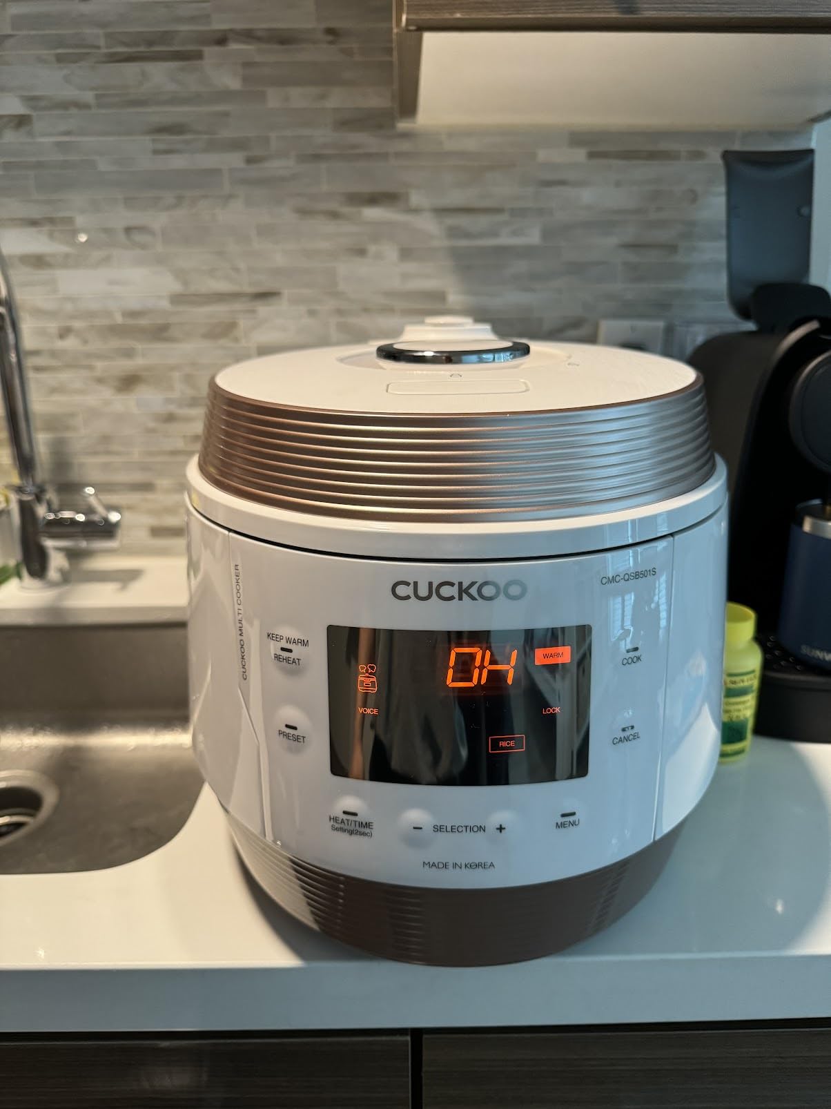 CUCKOO CRP-ST0609FW 6-Cup (Uncooked) / 12-Cup (Cooked) Twin Pressure Rice Cooker & Warmer with Nonstick Inner Pot, 16 Menu Options, 3 Voice Guide, Auto Clean (White) Customer Review CUCKOO CRP-ST0609FW 6-Cup (Uncooked) / 12-Cup (Cooked) Twin Pressure Rice Cooker & Warmer with Nonstick Inner Pot, 16 Menu Options, 3 Voice Guide, Auto Clean (White) - Customer Photo 1