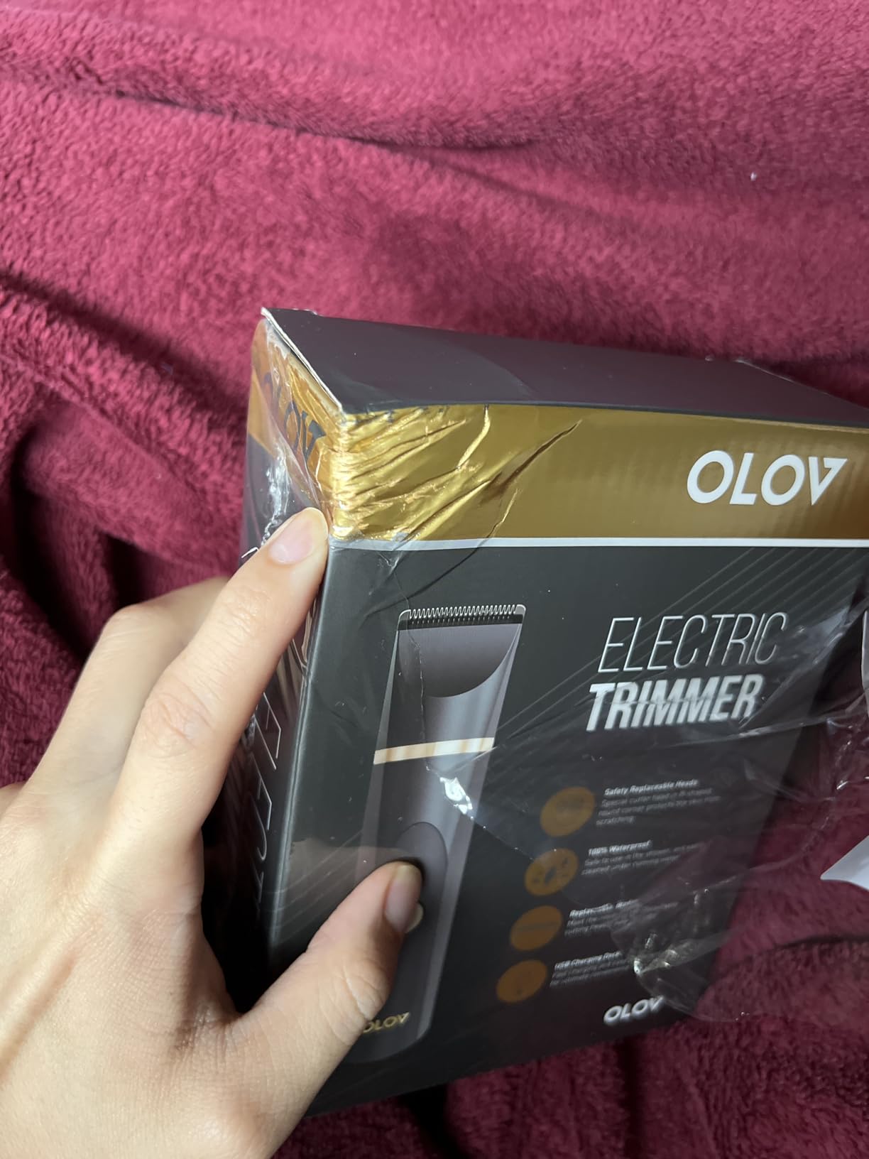 OLOV Electric Body Hair Trimmer - Groin Trimmer for Men - Bikini Trimmer Women - Wet/Dry Shaver Groomer, Replaceable Ceramic Blade Heads, USB Recharge Dock, Waterproof Hygiene Razor, White Customer Review OLOV Electric Body Hair Trimmer - Groin Trimmer for Men - Bikini Trimmer Women - Wet/Dry Shaver Groomer, Replaceable Ceramic Blade Heads, USB Recharge Dock, Waterproof Hygiene Razor, White - Customer Photo 1