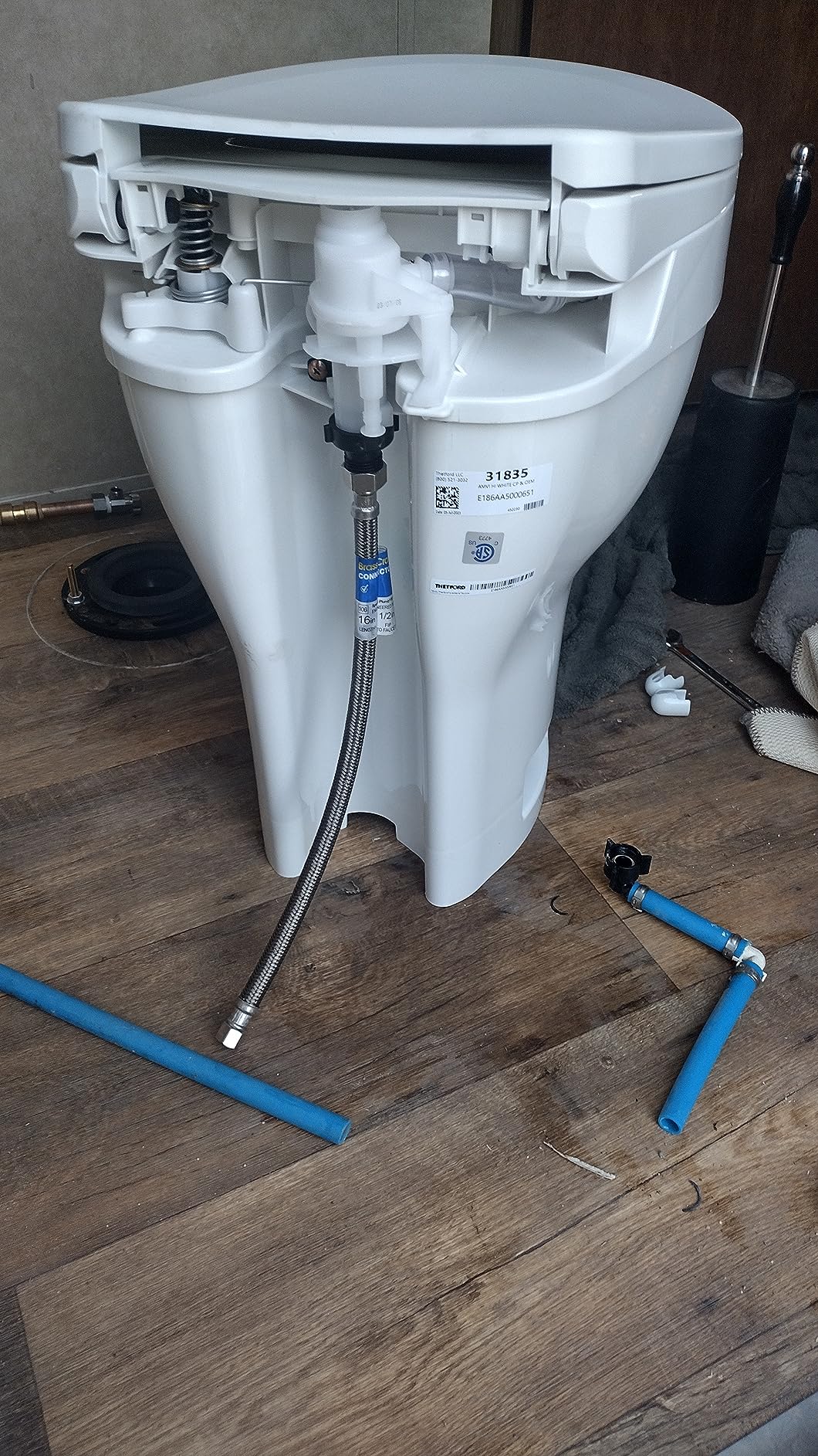 Thetford Aqua-Magic® VI High Profile, White Customer Review Thetford Aqua-Magic® VI High Profile, White - Customer Photo 2