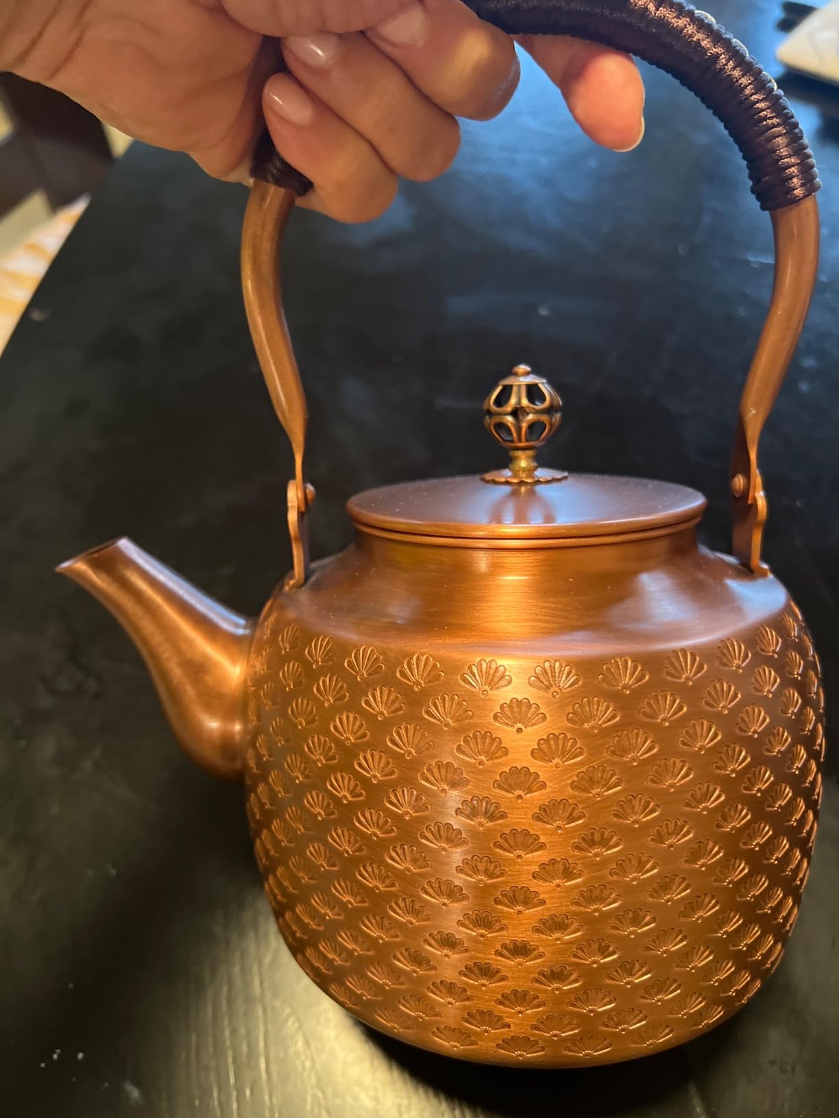 Kkekos Handmade Copper Kettle Copper Teapot for Stovetop 2000ml (Type3) Customer Review Kkekos Handmade Copper Kettle Copper Teapot for Stovetop 2000ml (Type3) - Customer Photo 2