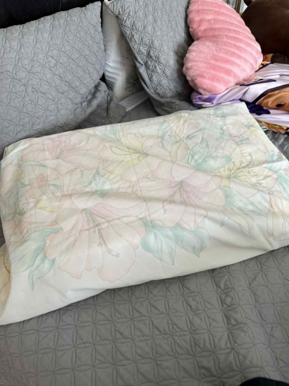 Memory Foam Bed Pillow for Sleeping, Ergonomic Cervical Contour Neck Support Orthopedic Pillow for Side Back Stomach Sleeper, Neck and Shoulder Pain Customer Review Memory Foam Bed Pillow for Sleeping, Ergonomic Cervical Contour Neck Support Orthopedic Pillow for Side Back Stomach Sleeper, Neck and Shoulder Pain - Customer Photo 1