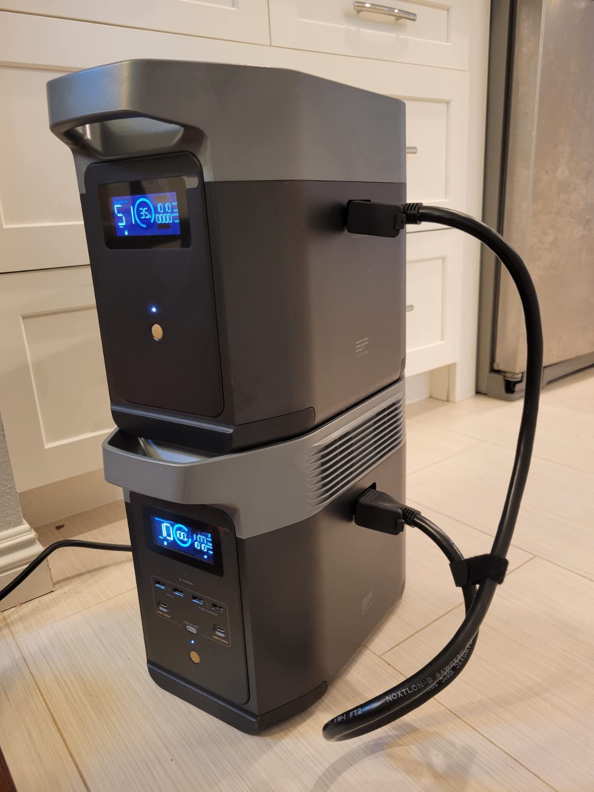 EF ECOFLOW Solar Generator DELTA2 with 220W Solar Panel, LFP(LiFePO4) Battery, Fast Charging, Portable Power Station for Home Backup Power, Camping & RVs - Customer Photo 2