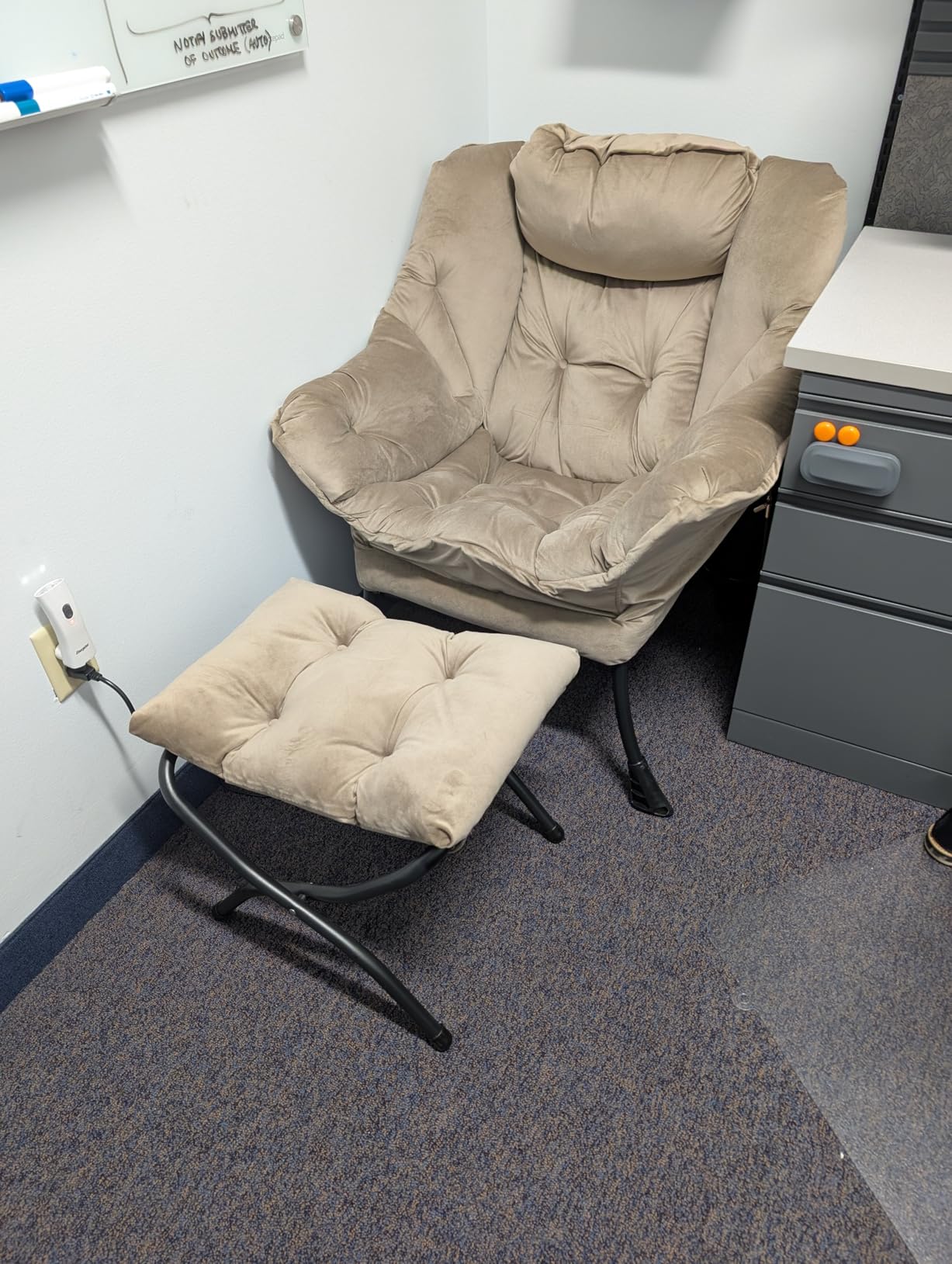 Tiita Lazy Chair with Ottoman, Modern Large Accent Lounge Chair, Leisure Sofa Armchair with Ottoman, Reading Chairs with Footrest for Bedroom, Living Room, Dorm Rooms, Garden Customer Review Tiita Lazy Chair with Ottoman, Modern Large Accent Lounge Chair, Leisure Sofa Armchair with Ottoman, Reading Chairs with Footrest for Bedroom, Living Room, Dorm Rooms, Garden - Customer Photo 1