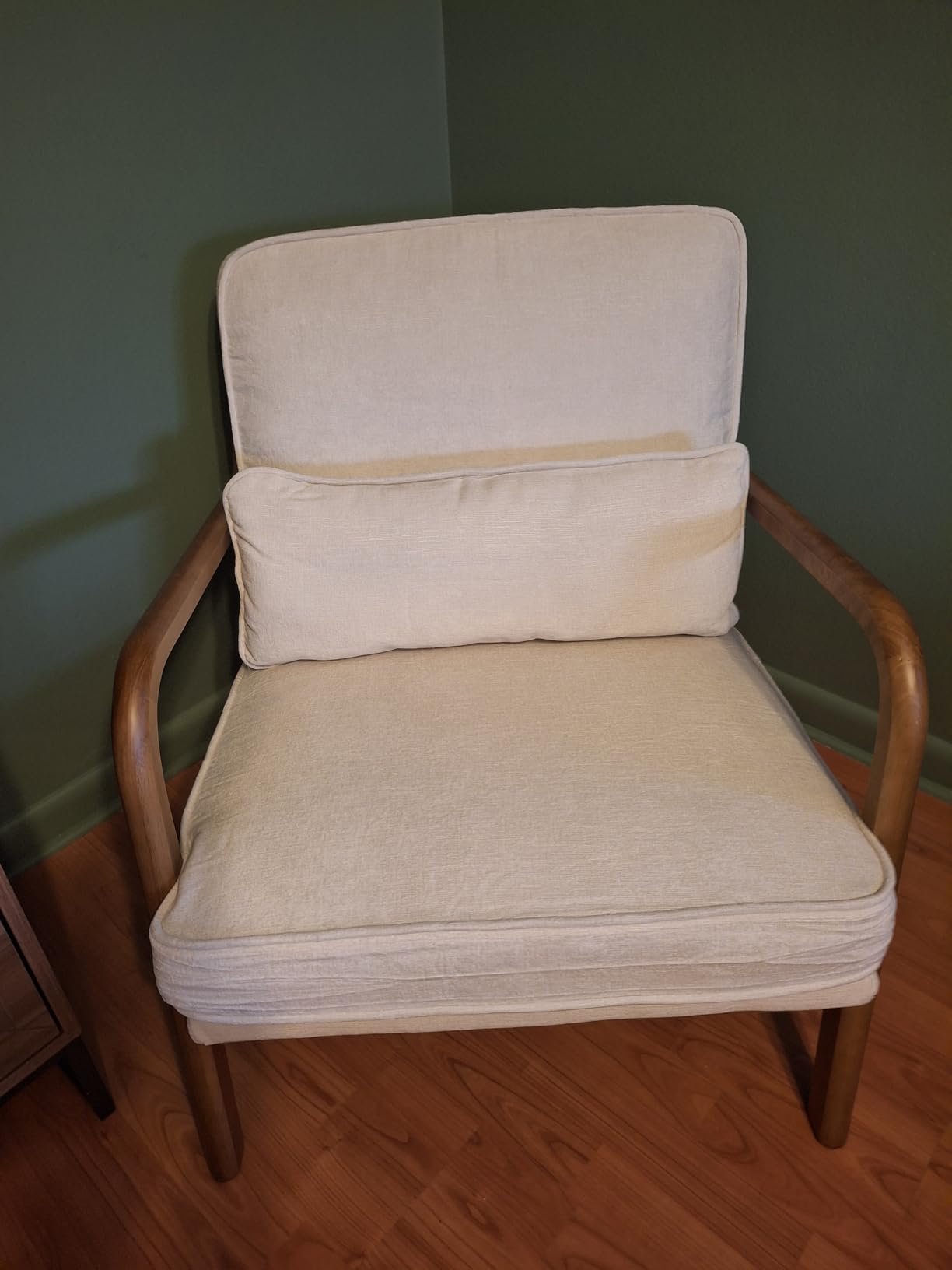 Karl home Accent Chair Mid-Century Modern Chair with Pillow Linen Fabric Upholstered Lounge Arm Chair with Solid Wood Frame & Soft Cushion for Living Room, Bedroom, Balcony, Beige Customer Review Karl home Accent Chair Mid-Century Modern Chair with Pillow Linen Fabric Upholstered Lounge Arm Chair with Solid Wood Frame & Soft Cushion for Living Room, Bedroom, Balcony, Beige - Customer Photo 1