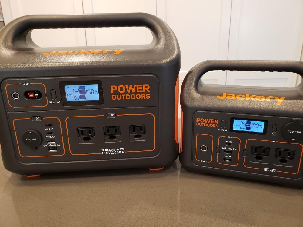 Jackery Solar Generator 300 with 100W Solar Panel Customer Review Jackery Solar Generator 300 with 100W Solar Panel - Customer Photo 1