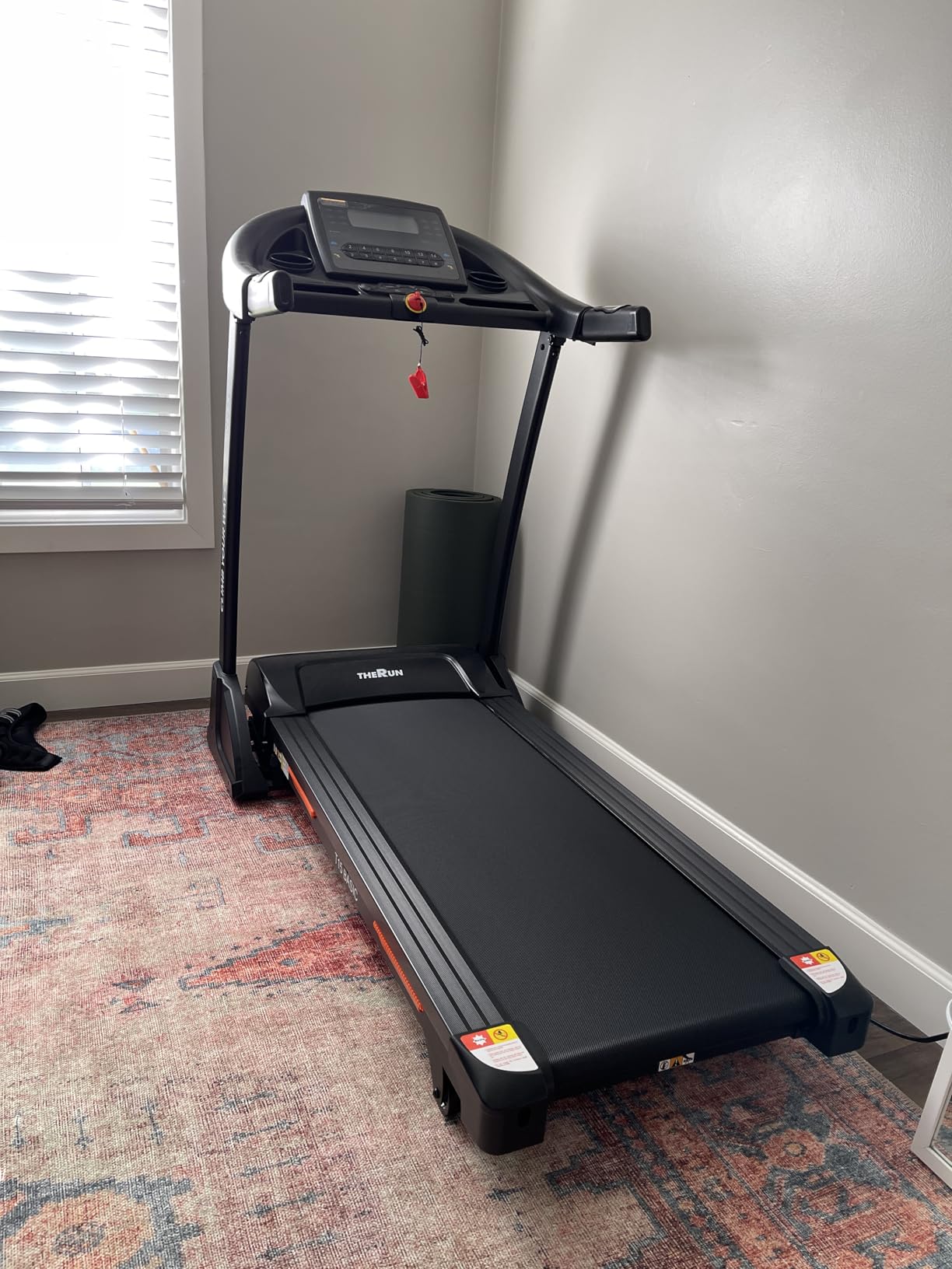 THERUN Incline Treadmill for Running and Walking, 300 lbs Weight Capacity Folding Treadmill with 0-15% Auto Incline, Wide Belt, 3.5HP, App, Heart Rate Customer Review THERUN Incline Treadmill for Running and Walking, 300 lbs Weight Capacity Folding Treadmill with 0-15% Auto Incline, Wide Belt, 3.5HP, App, Heart Rate - Customer Photo 2