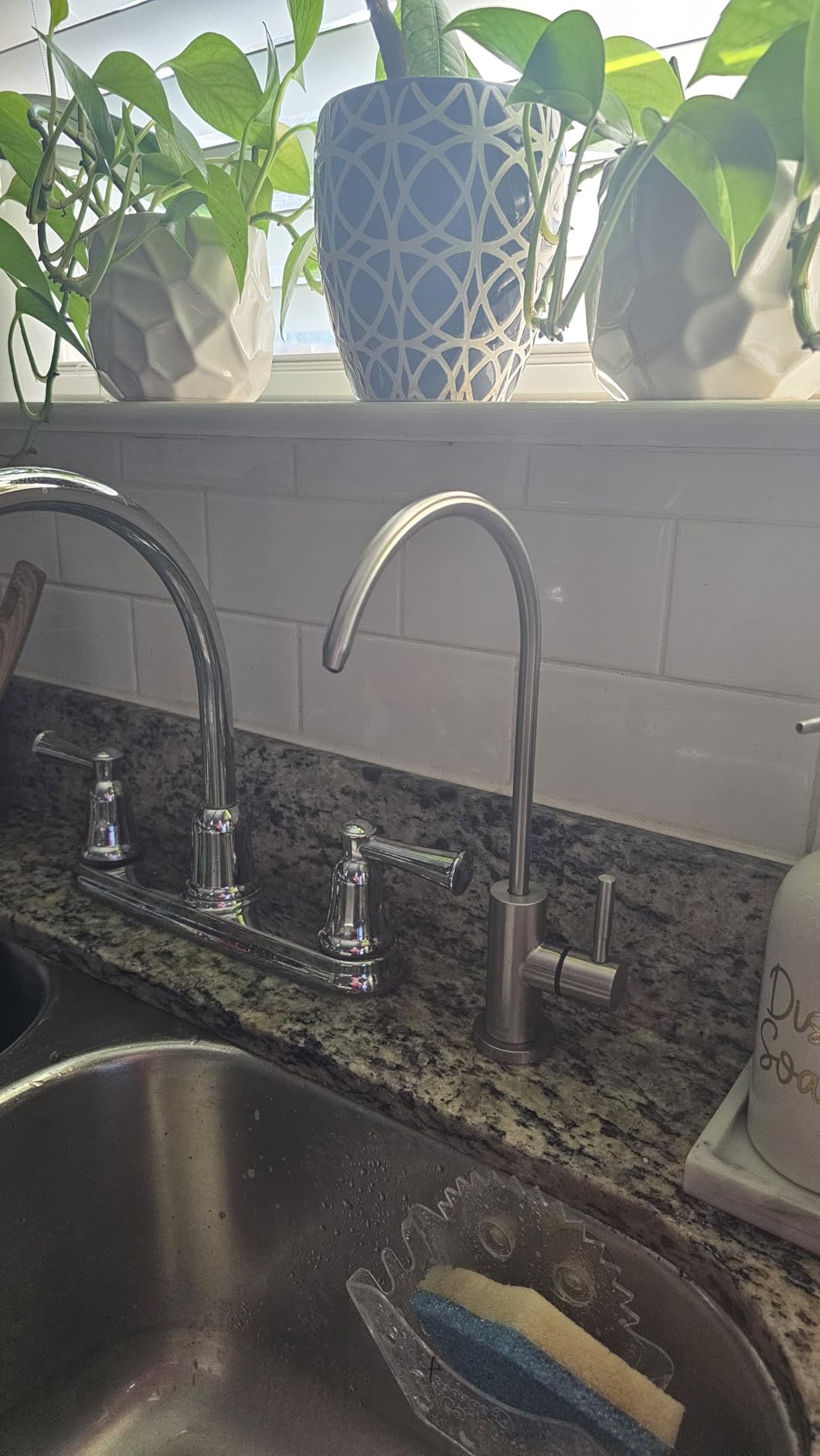 WEWE Matte Black Touchless Kitchen Faucet with Pull Down Sprayer - Motion Sensor Black Kitchen Faucet Spring Single Handle Kitchen Faucets, Stainless Steel Faucet for Kitchen Sink Customer Review WEWE Matte Black Touchless Kitchen Faucet with Pull Down Sprayer - Motion Sensor Black Kitchen Faucet Spring Single Handle Kitchen Faucets, Stainless Steel Faucet for Kitchen Sink - Customer Photo 2