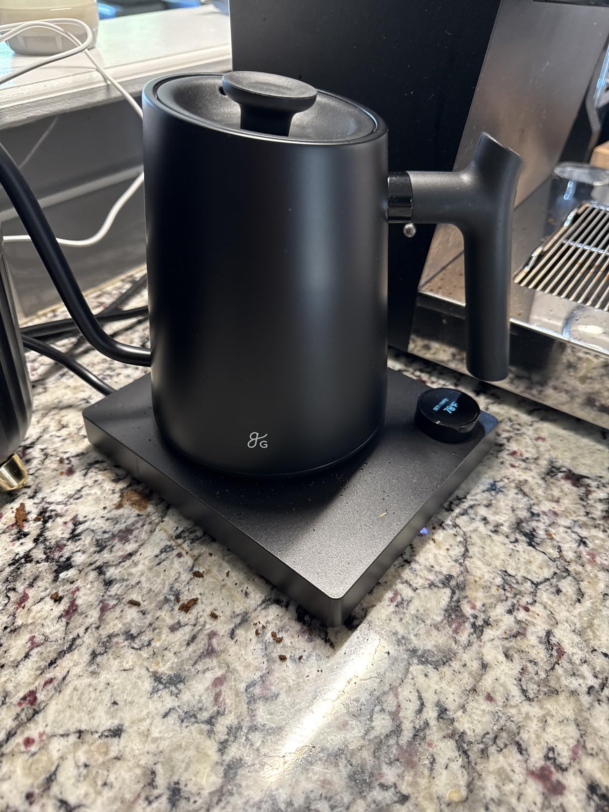 Greater Goods Electric Gooseneck Kettle, 1200W Stainless Steel with Precision Temperature Control, Fast Boil, BPA-Free, Ideal for Pour Over Coffee and Tea,1L (Onyx Black) Customer Review Greater Goods Electric Gooseneck Kettle, 1200W Stainless Steel with Precision Temperature Control, Fast Boil, BPA-Free, Ideal for Pour Over Coffee and Tea,1L (Onyx Black) - Customer Photo 1
