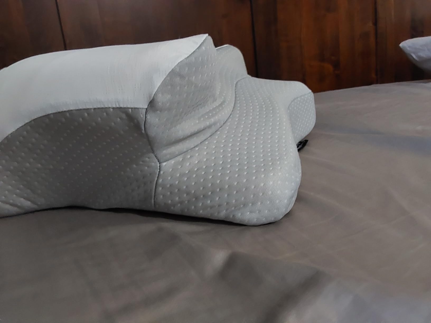 Ultra Pain Relief Cooling Pillow for Neck Support, Adjustable Cervical Pillow Cozy Sleeping, Odorless Ergonomic Contour Memory Foam Pillows, Orthopedic Bed Pillow for Side Back Stomach Sleeper Customer Review Ultra Pain Relief Cooling Pillow for Neck Support, Adjustable Cervical Pillow Cozy Sleeping, Odorless Ergonomic Contour Memory Foam Pillows, Orthopedic Bed Pillow for Side Back Stomach Sleeper - Customer Photo 1