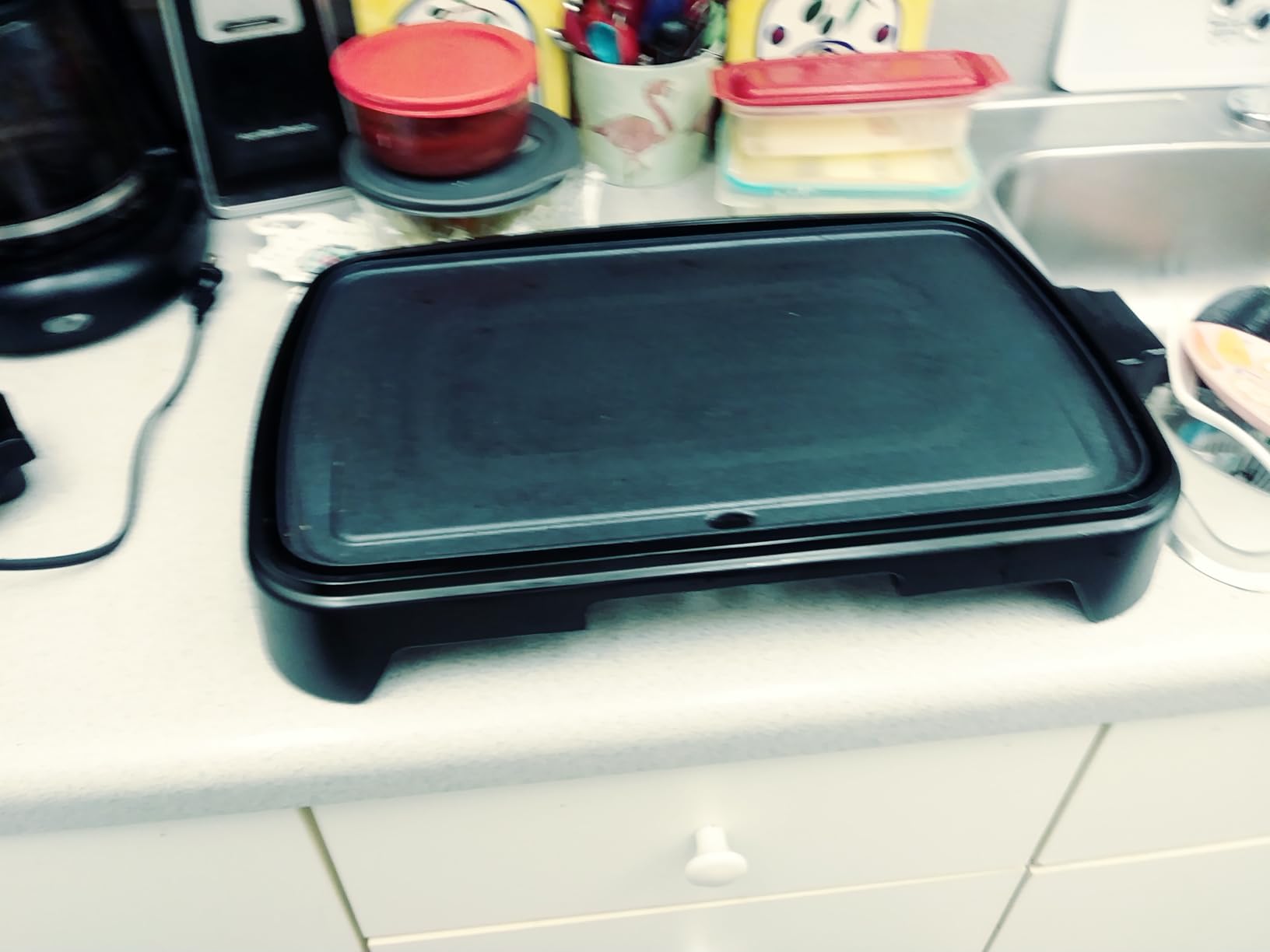 Chefman XL Electric Griddle with Removable Temperature Control, Immersible Flat Top Grill, Burger, Eggs, Pancake Griddle, Nonstick Extra Large Cooking Surface, Slide Out Drip Tray, 10 x 20 Inch Customer Review Chefman XL Electric Griddle with Removable Temperature Control, Immersible Flat Top Grill, Burger, Eggs, Pancake Griddle, Nonstick Extra Large Cooking Surface, Slide Out Drip Tray, 10 x 20 Inch - Customer Photo 1