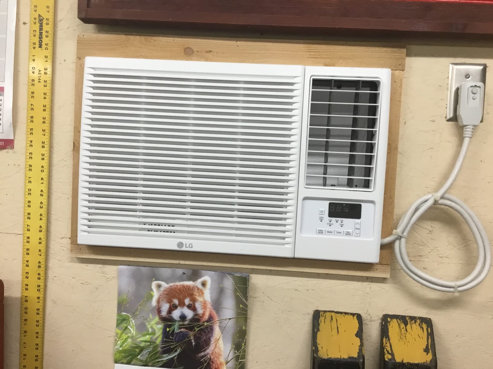 LG 23,000 BTU Window Air Conditioner with Heat, 230V, AC Heater Combo Window Unit for Rooms up to 1400 Sq. Ft., Perfect for Living Room, Den, Bedroom, or Office, AC Heater Window Unit with Remote Customer Review LG 23,000 BTU Window Air Conditioner with Heat, 230V, AC Heater Combo Window Unit for Rooms up to 1400 Sq. Ft., Perfect for Living Room, Den, Bedroom, or Office, AC Heater Window Unit with Remote - Customer Photo 1