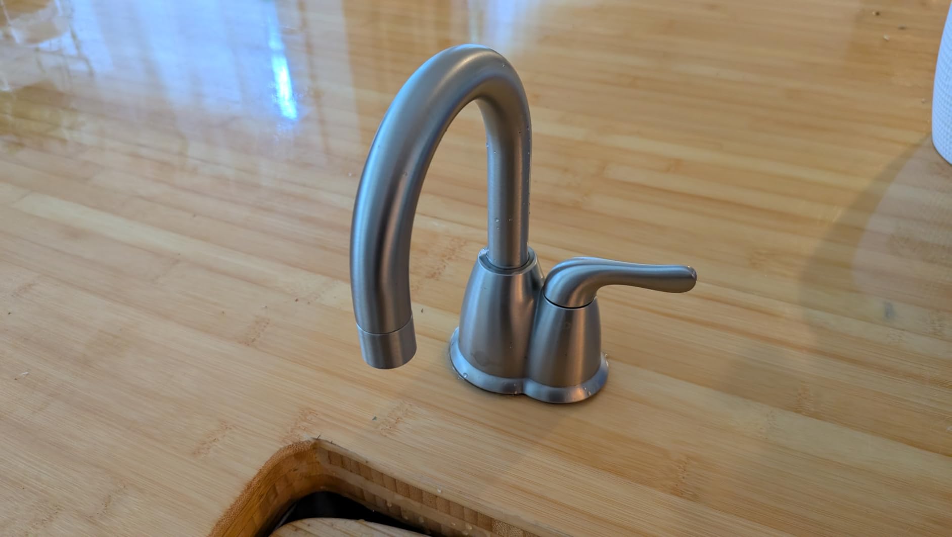 InSinkErator HOT250 Instant Hot Water Dispenser System, Single-Handle Faucet in Satin Nickel with 2/3-Gallon Stainless Steel Tank, H250SN-SS - Customer Photo 1